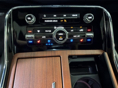 2024 Lincoln Navigator Premiere