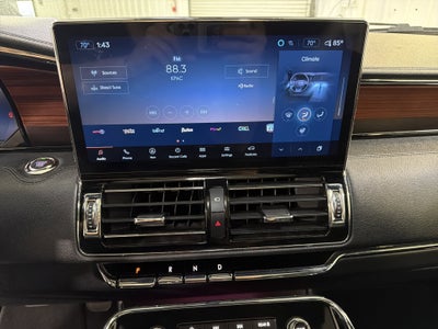 2024 Lincoln Navigator Premiere