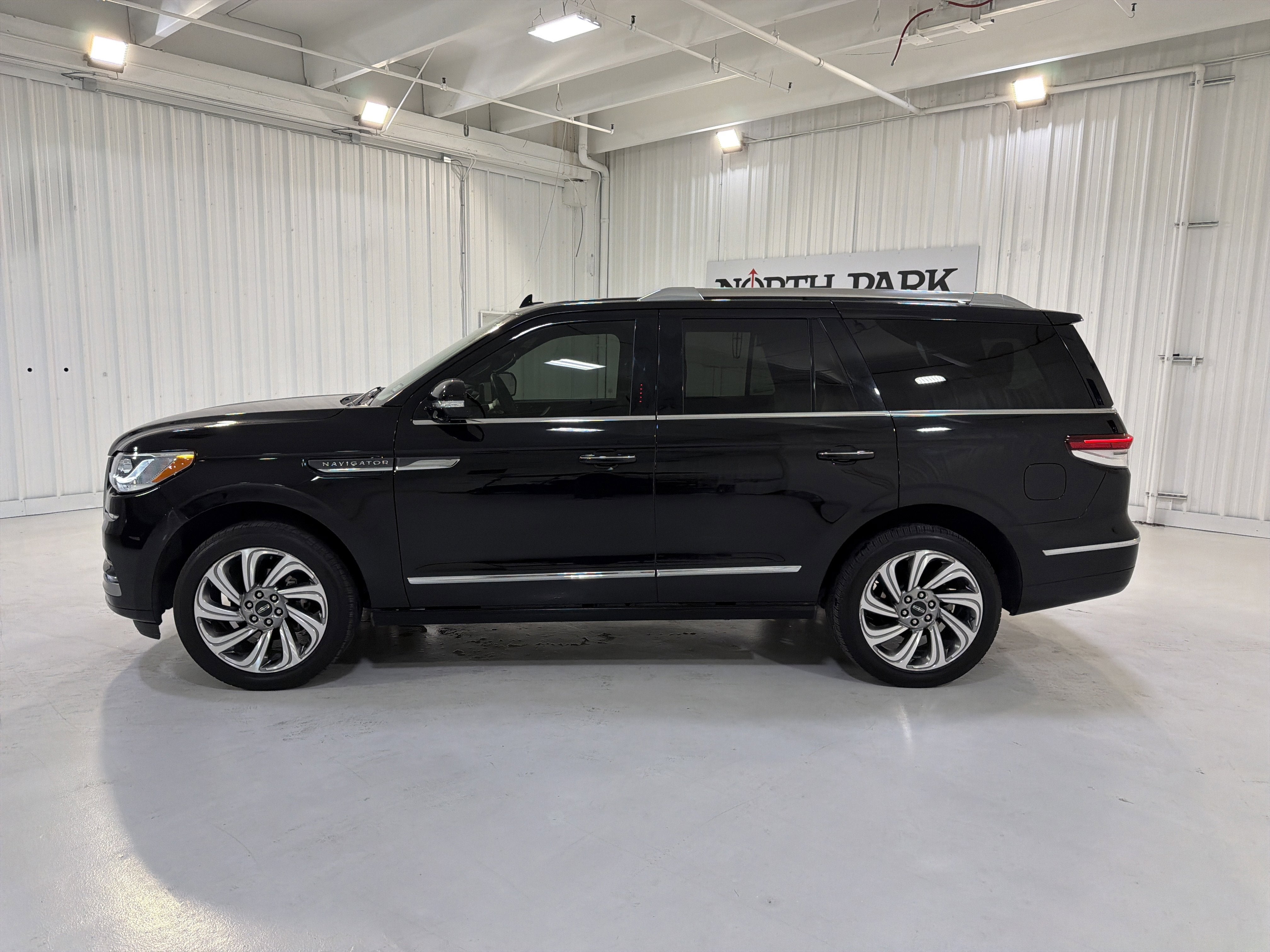 2024 Lincoln Navigator Premiere