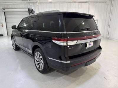 2024 Lincoln Navigator Premiere