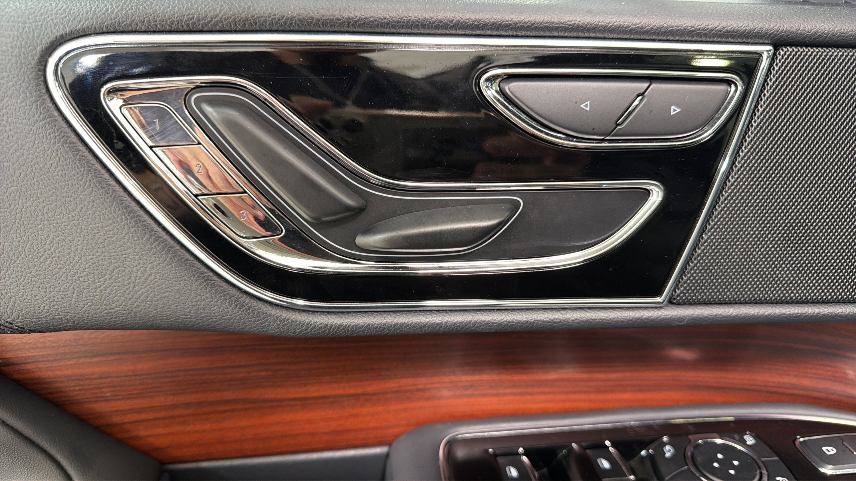 2024 Lincoln Navigator Premiere