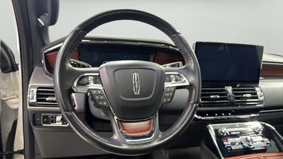 2024 Lincoln Navigator Premiere