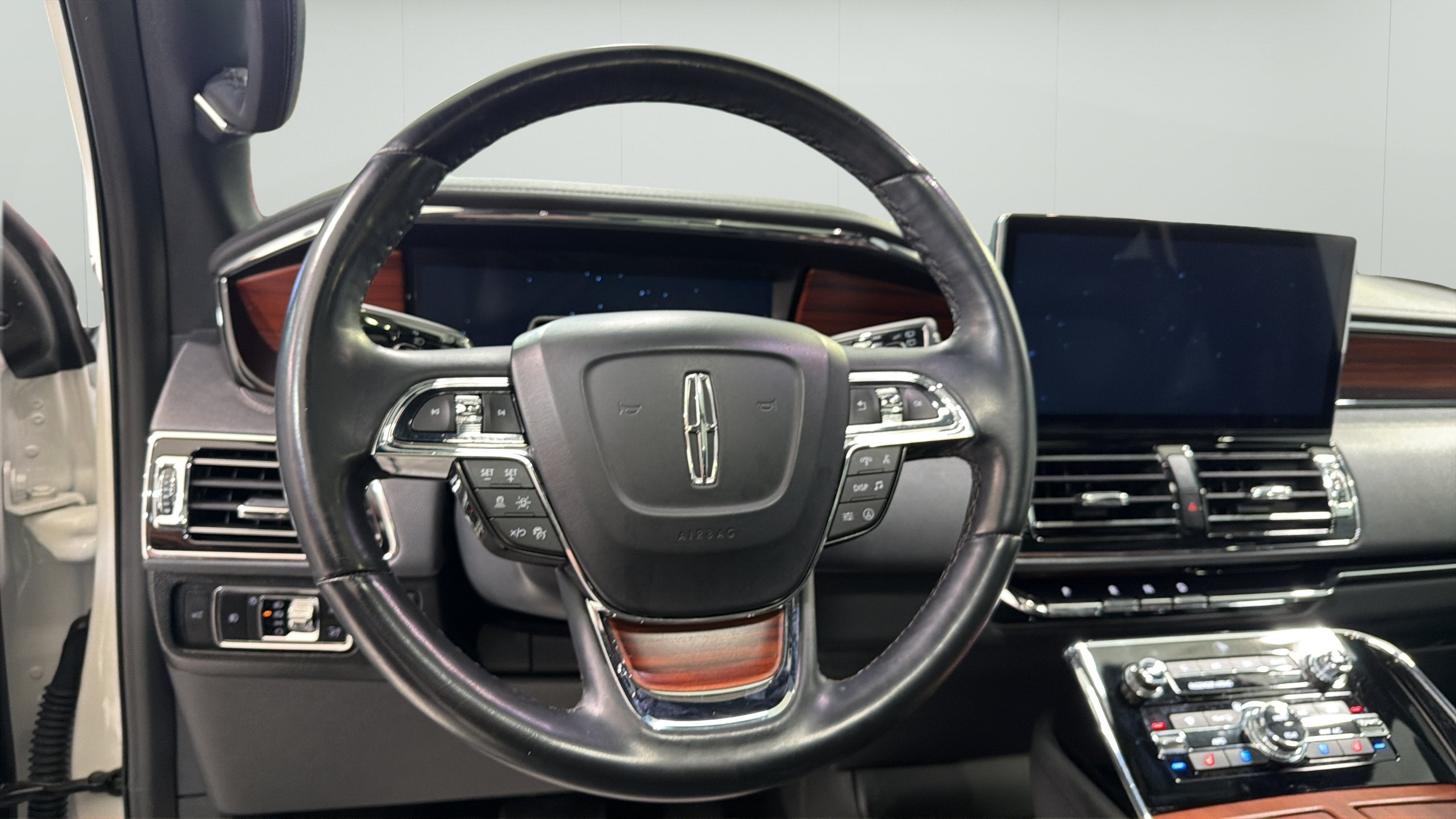 2024 Lincoln Navigator Premiere