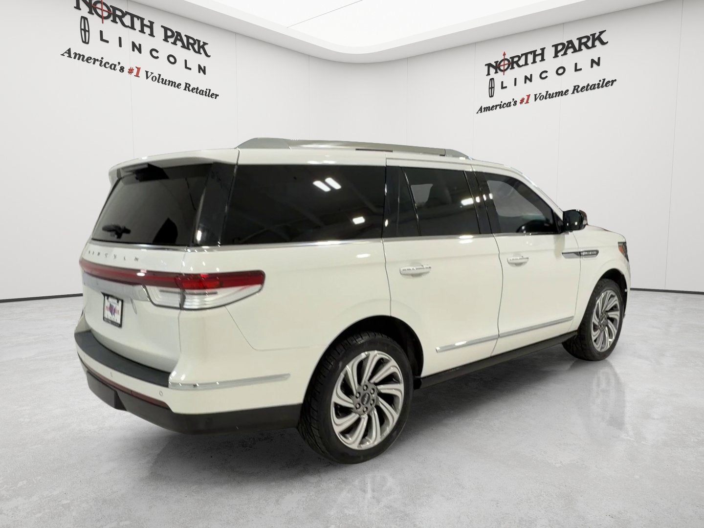 2024 Lincoln Navigator Premiere