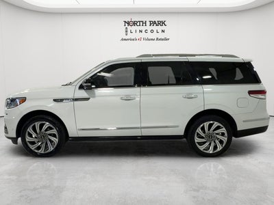 2024 Lincoln Navigator Premiere