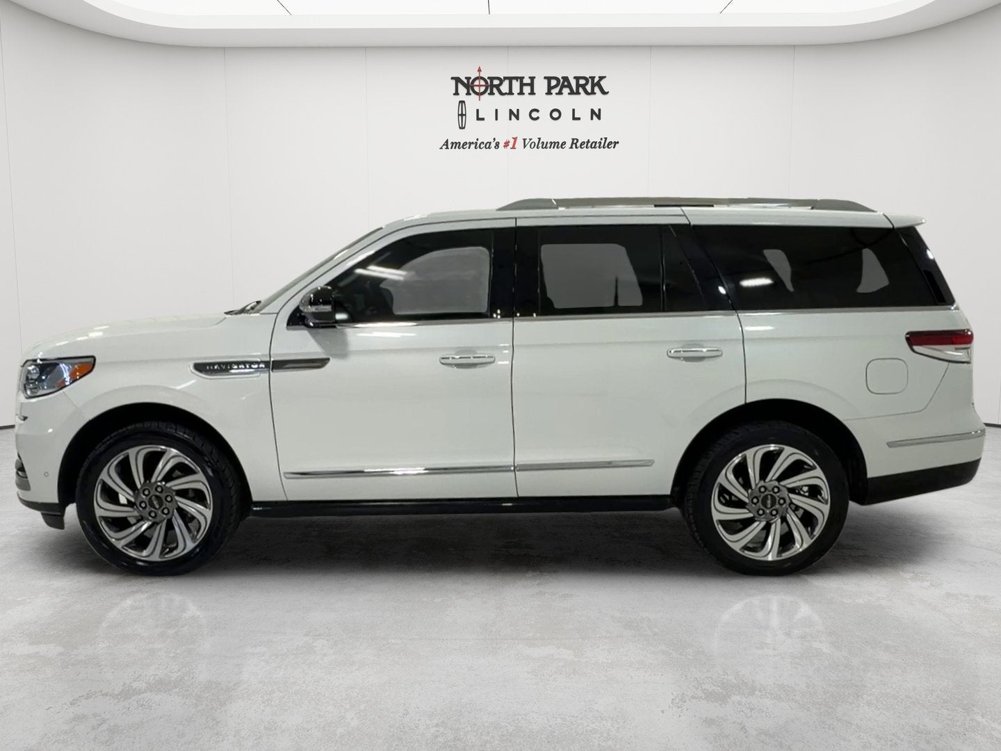 2024 Lincoln Navigator Premiere