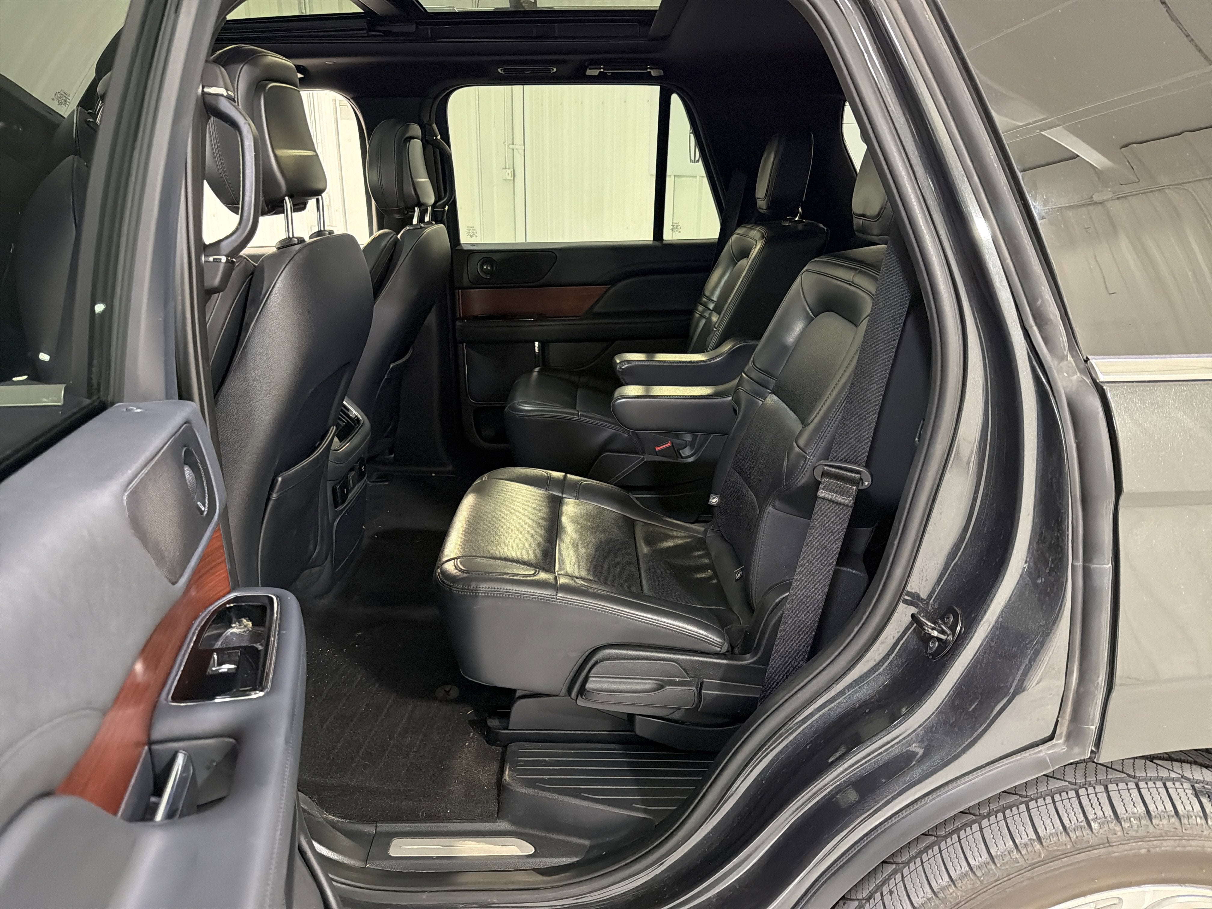 2022 Lincoln Navigator Standard