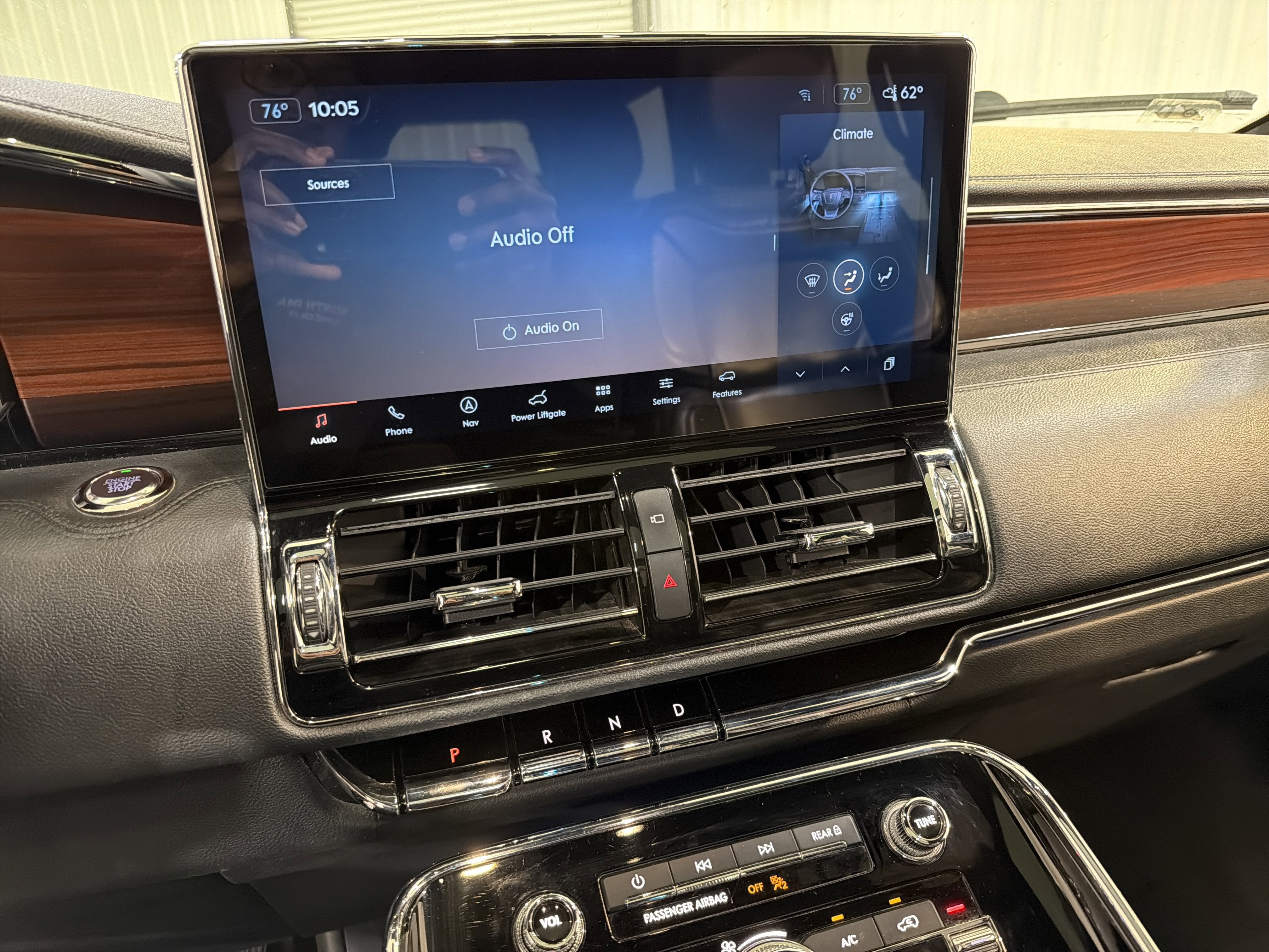 2022 Lincoln Navigator Standard