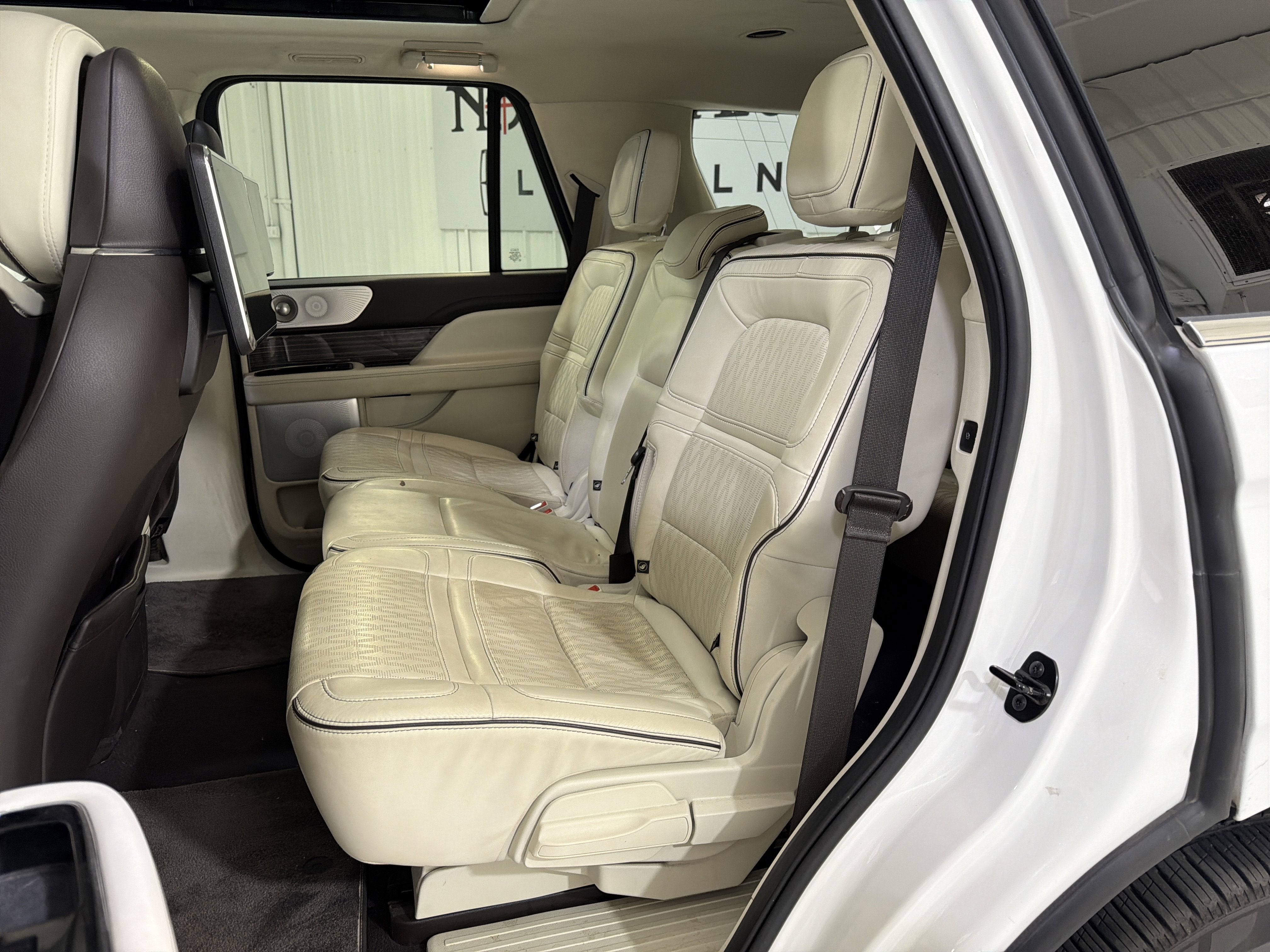 2023 Lincoln Navigator Black Label