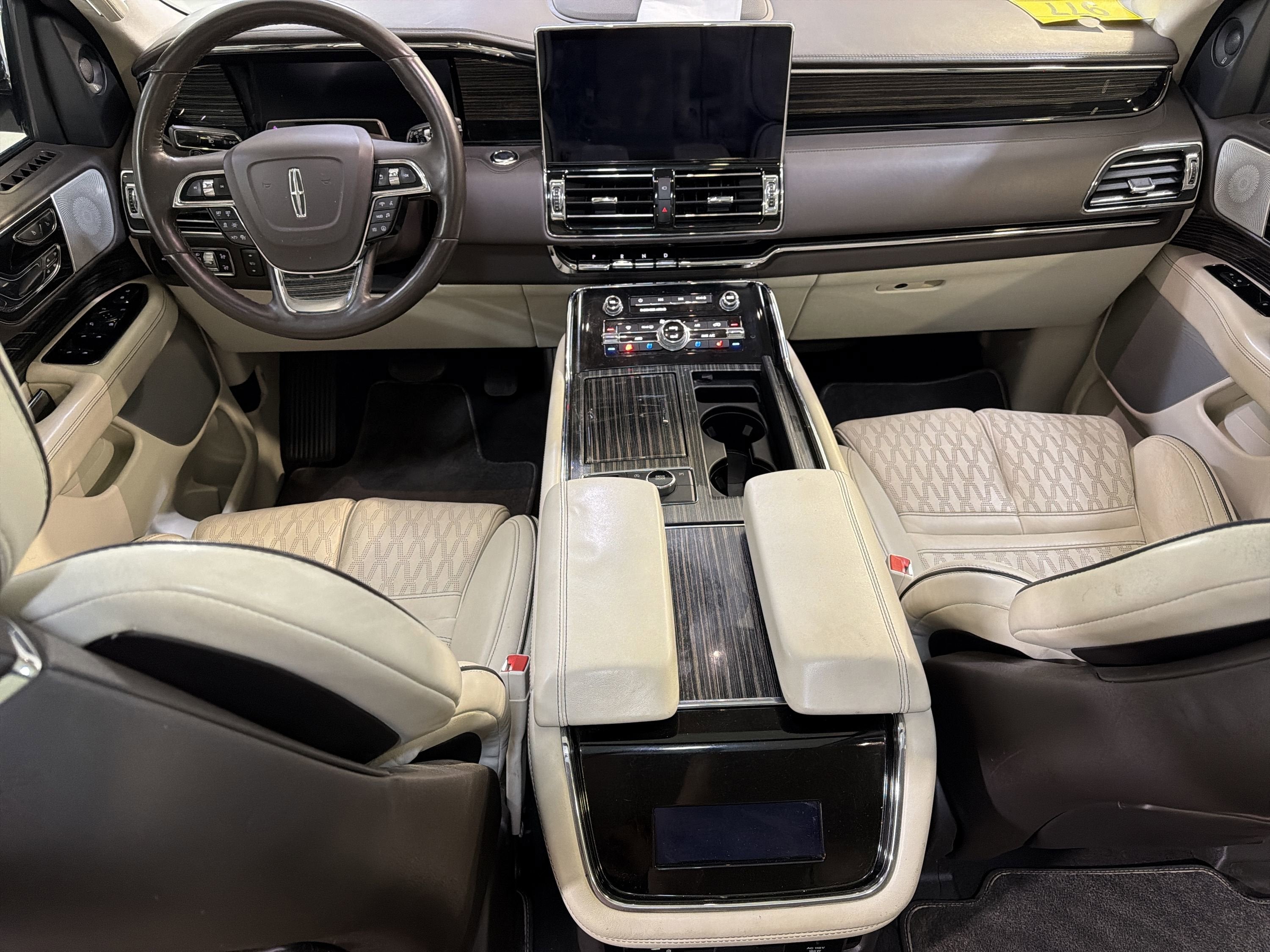2023 Lincoln Navigator Black Label