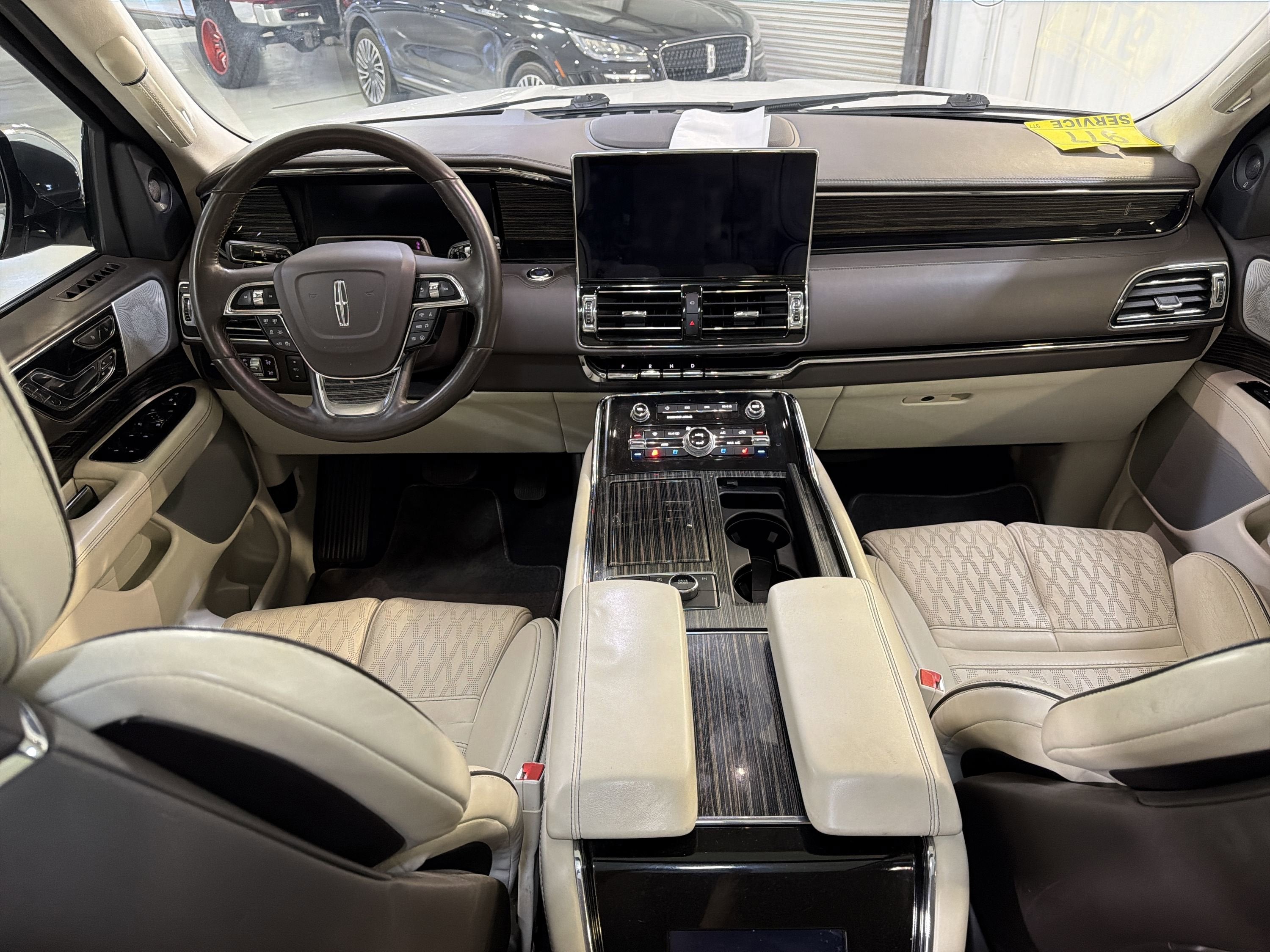 2023 Lincoln Navigator Black Label