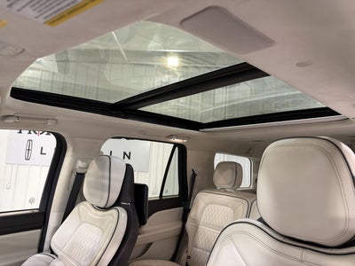 2023 Lincoln Navigator Black Label