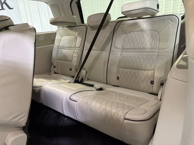 2023 Lincoln Navigator Black Label