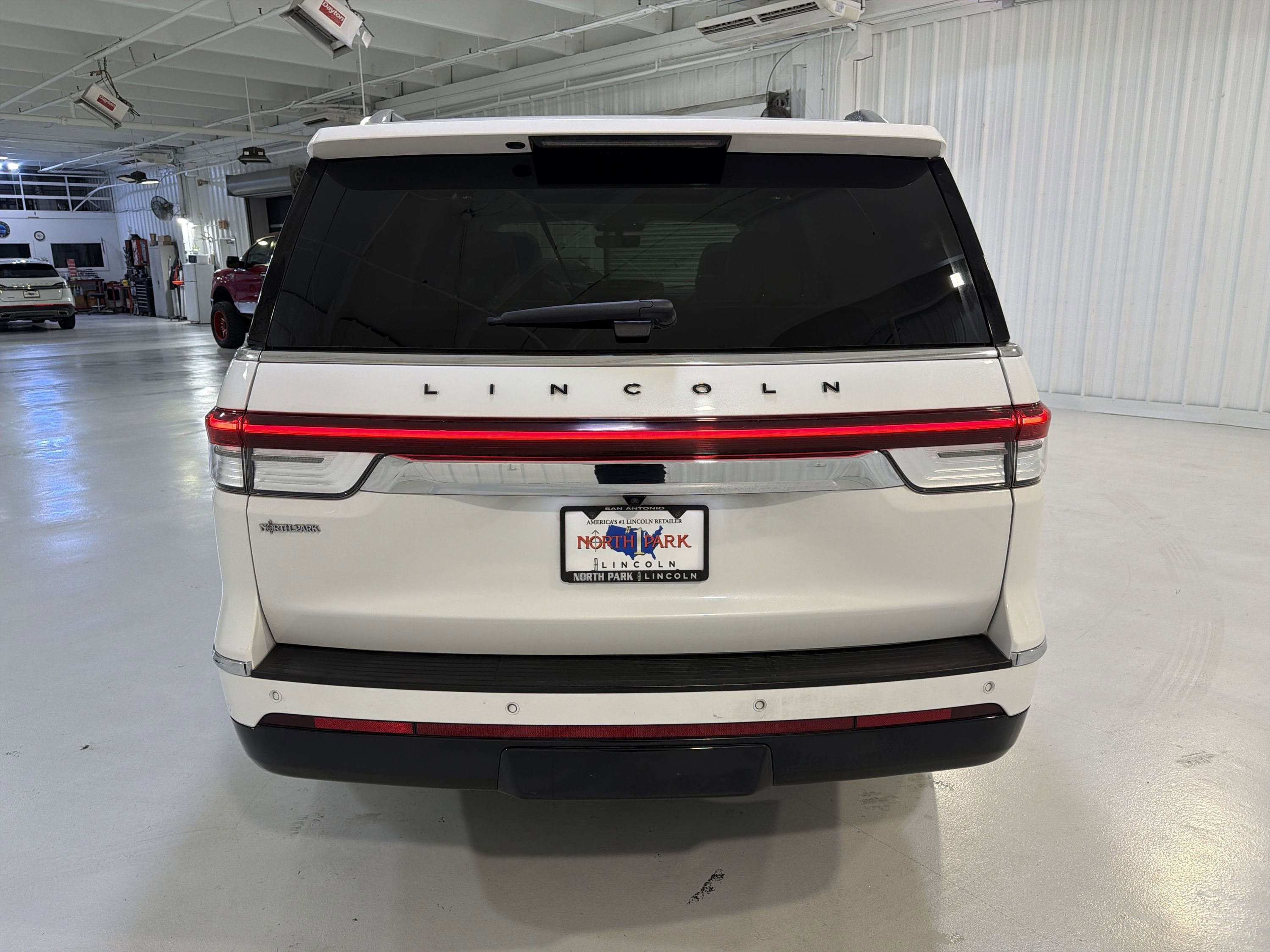 2023 Lincoln Navigator Black Label