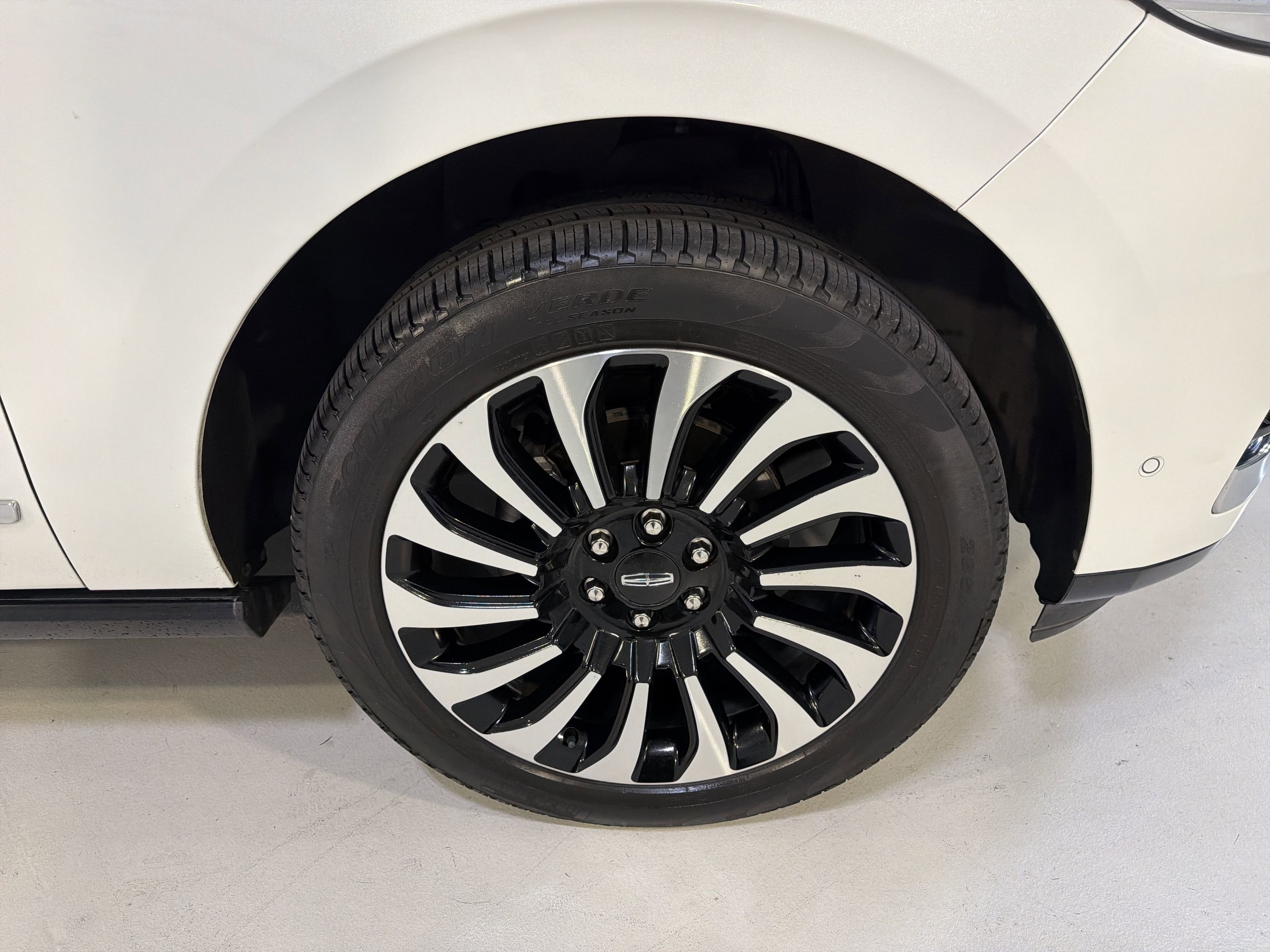 2023 Lincoln Navigator Black Label