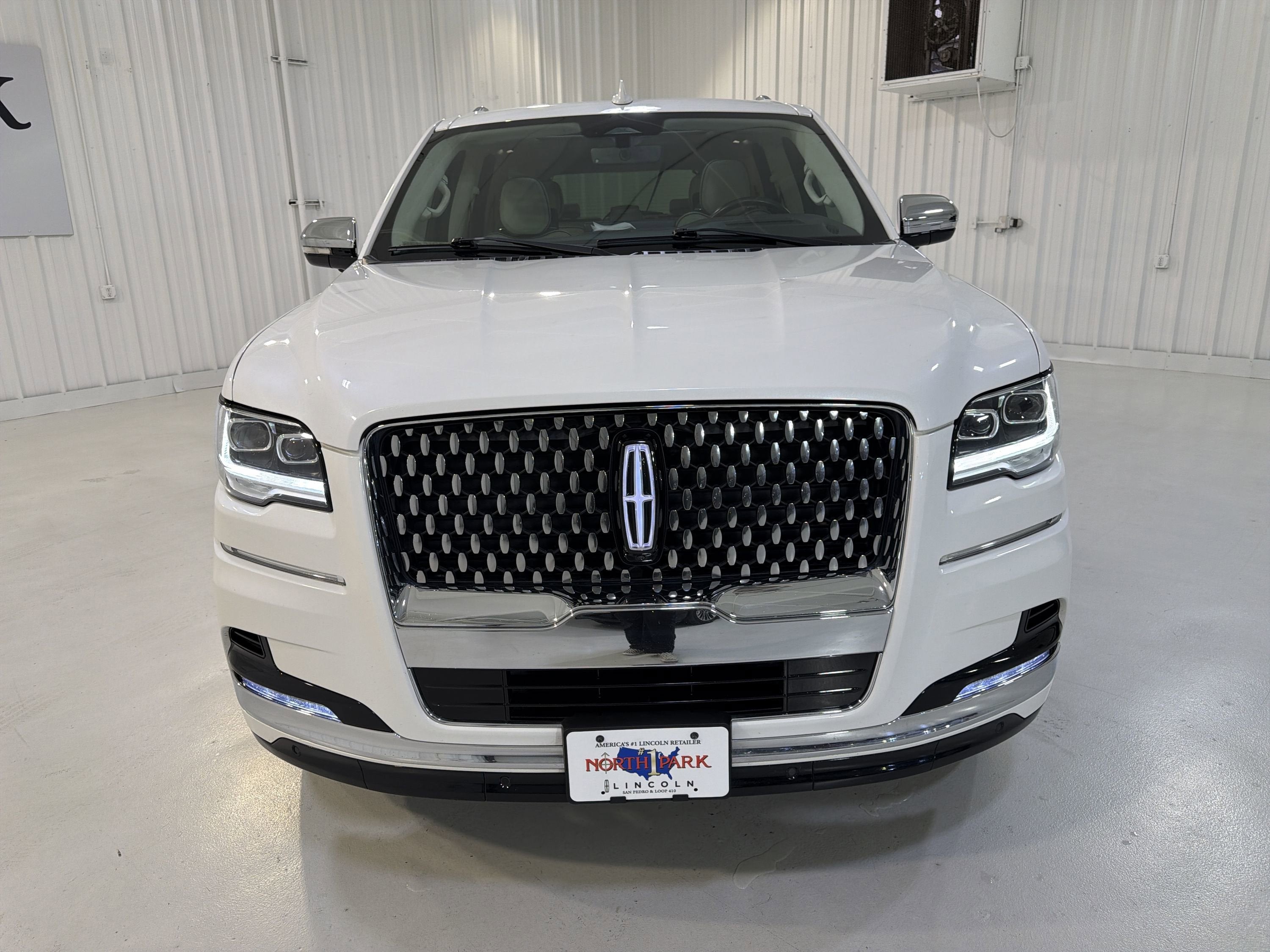 2023 Lincoln Navigator Black Label