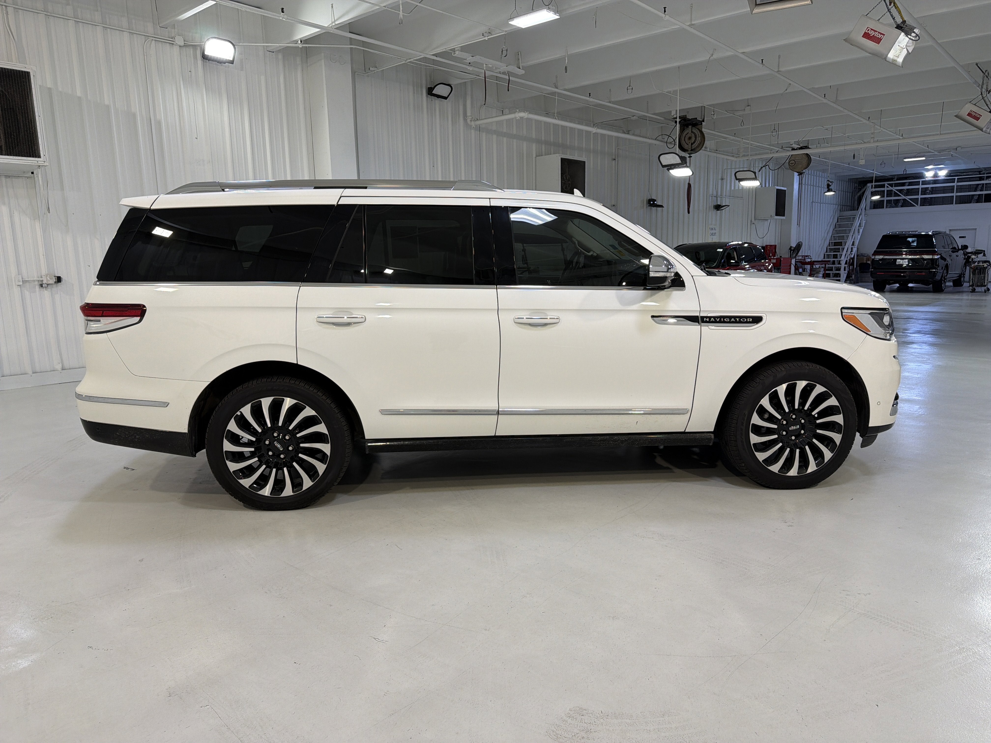 2023 Lincoln Navigator Black Label