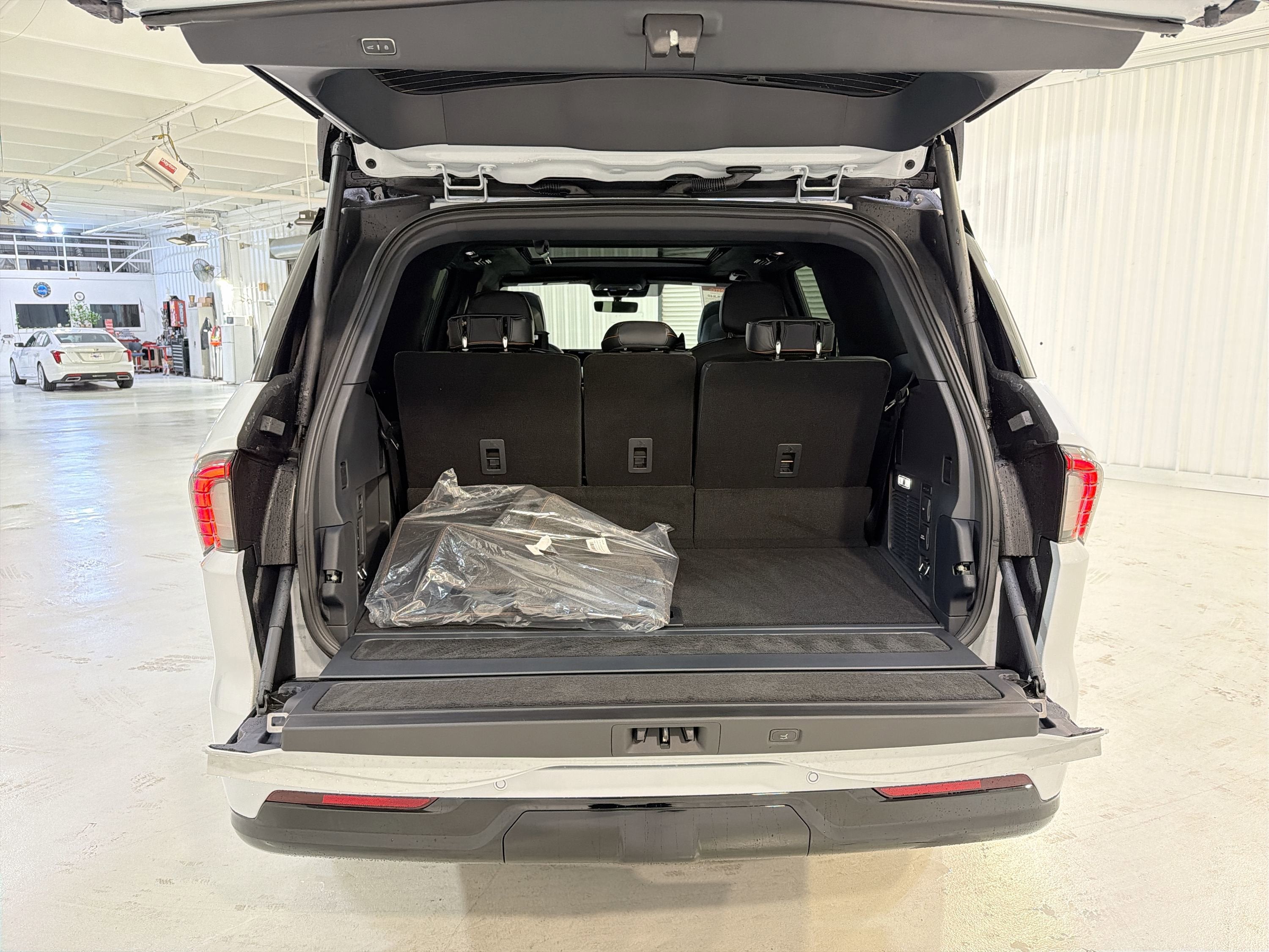 2025 Lincoln Navigator Black Label