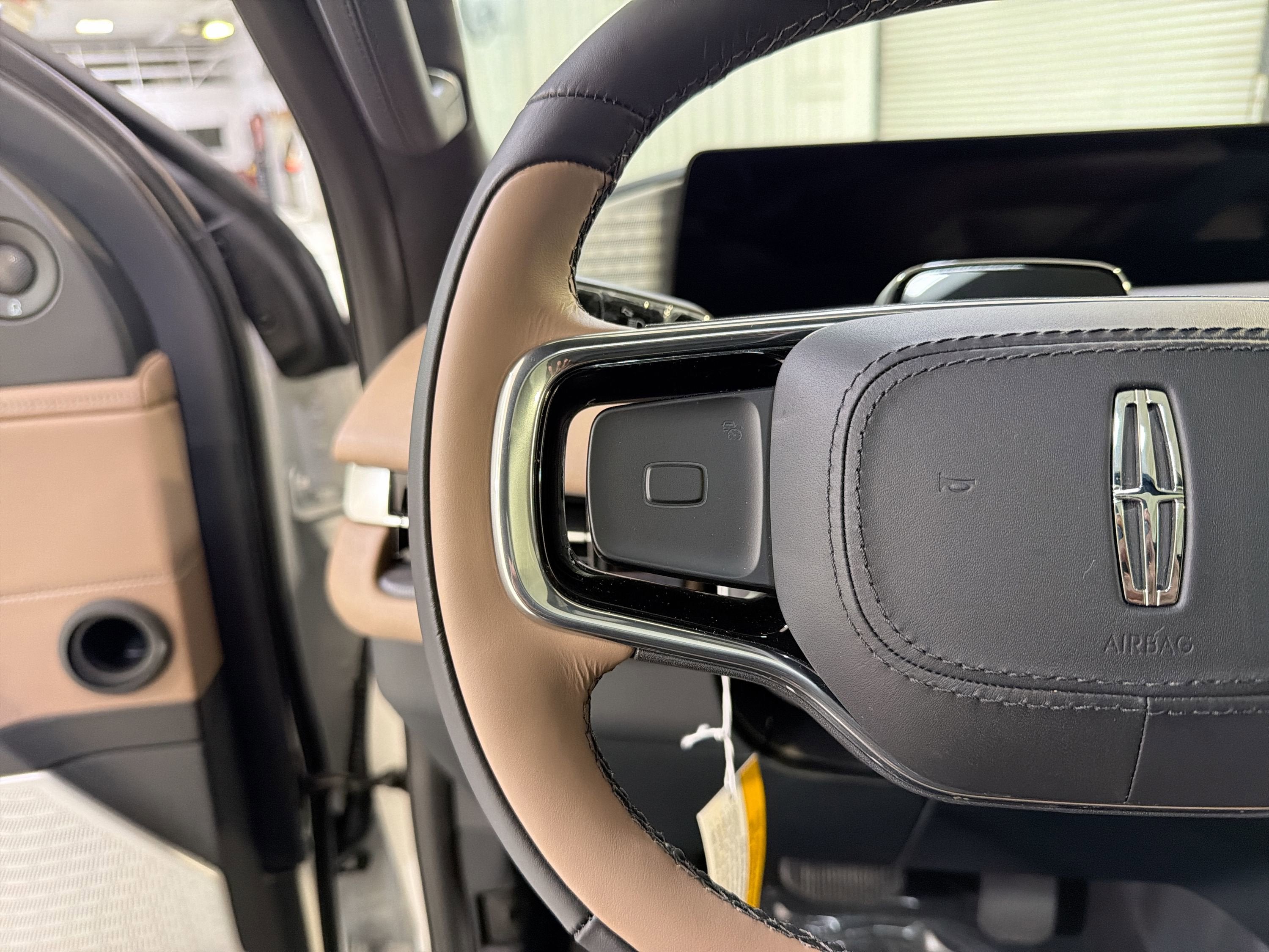 2025 Lincoln Navigator Black Label