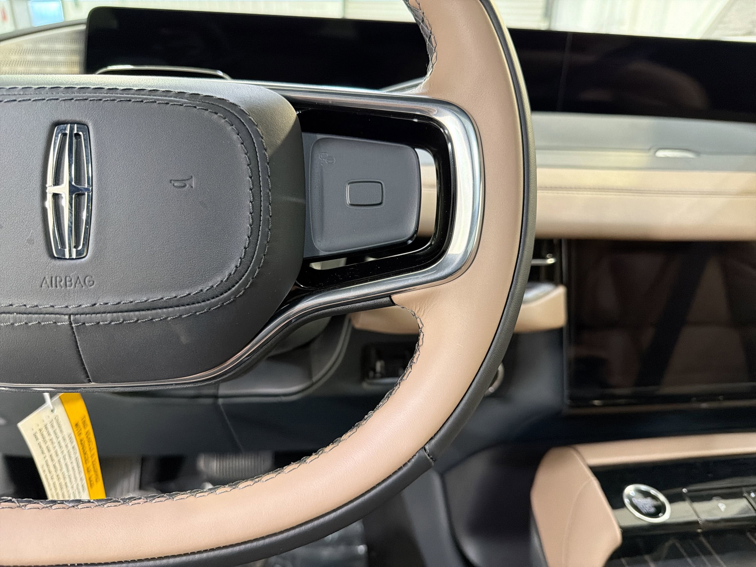 2025 Lincoln Navigator Black Label