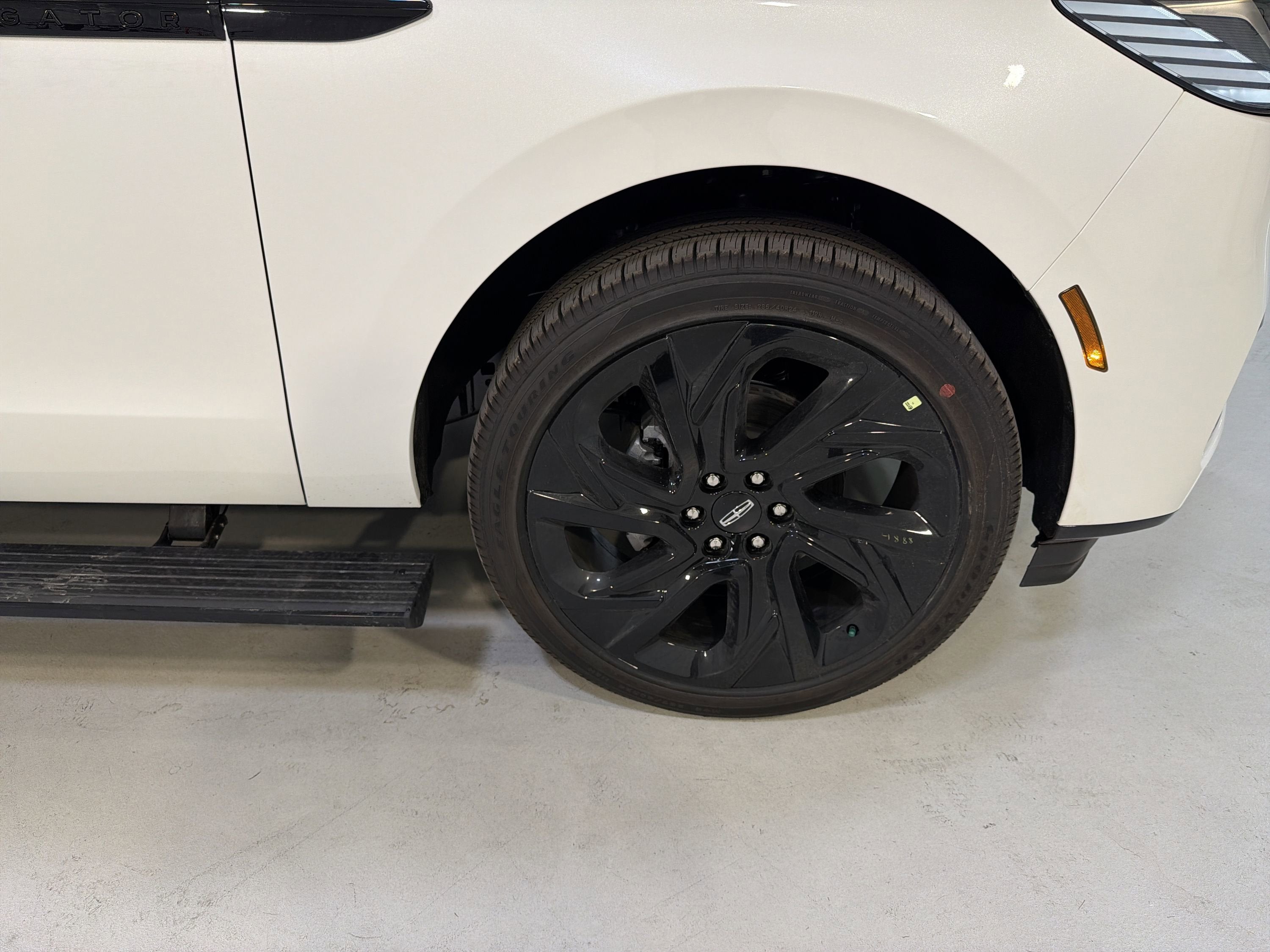 2025 Lincoln Navigator Black Label