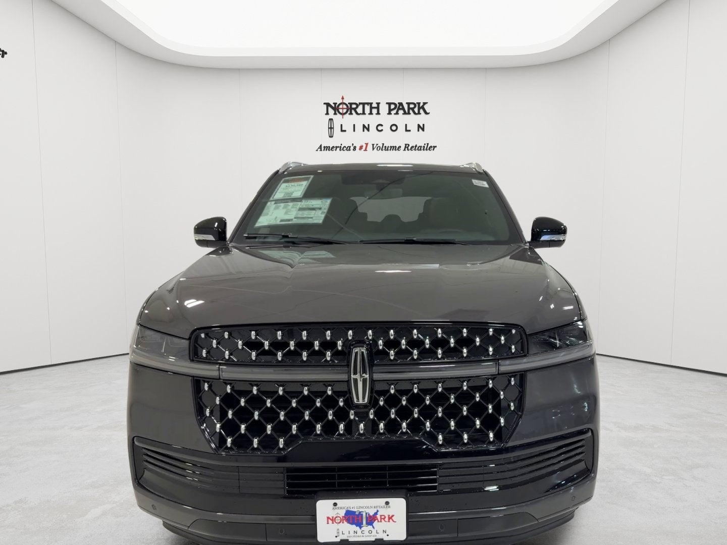 2027 Lincoln Navigator Black Label