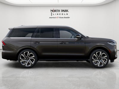 2027 Lincoln Navigator Black Label