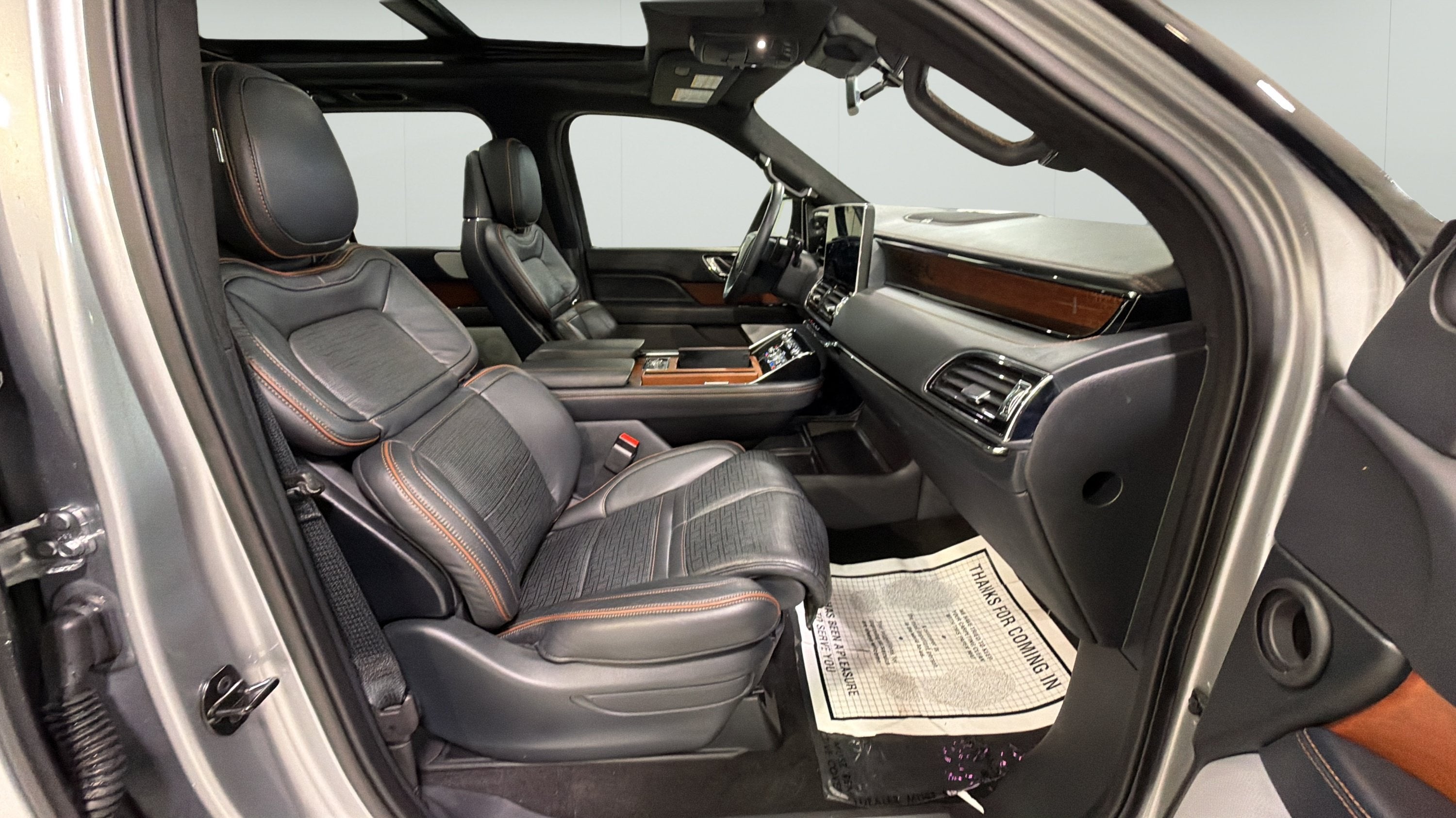 2024 Lincoln Navigator Black Label