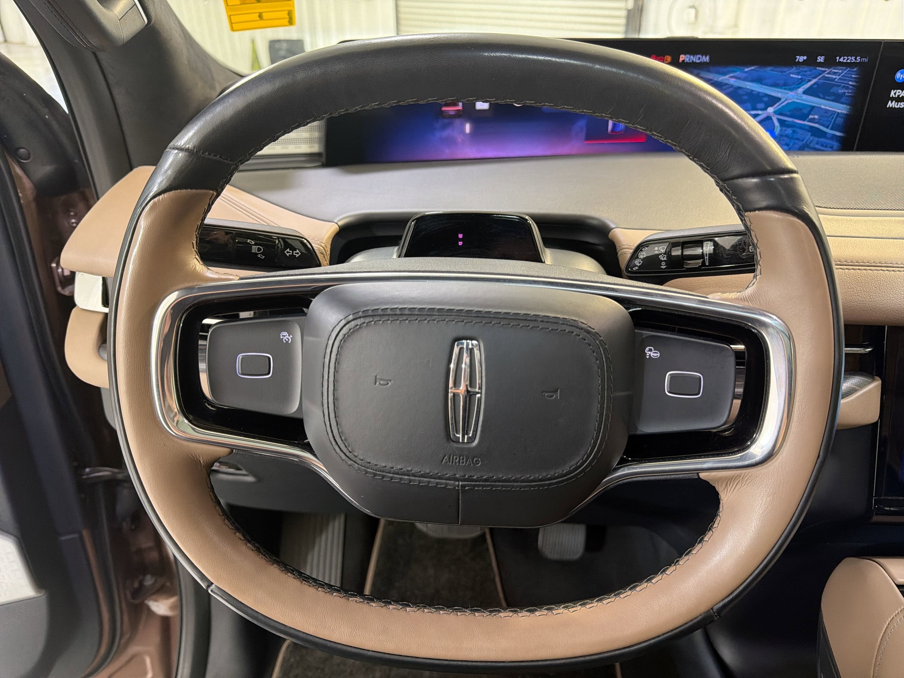 2025 Lincoln Navigator Black Label