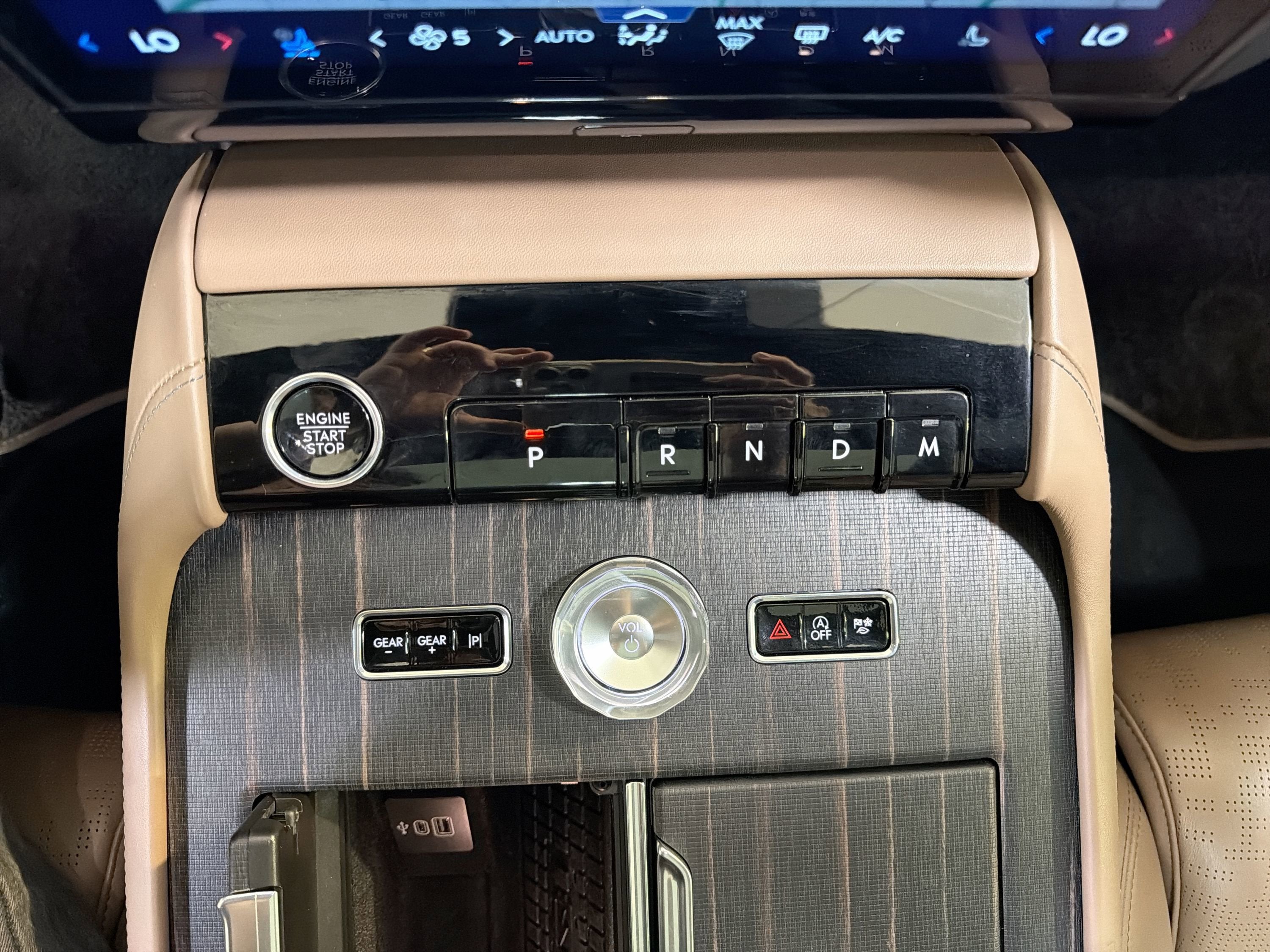 2025 Lincoln Navigator Black Label