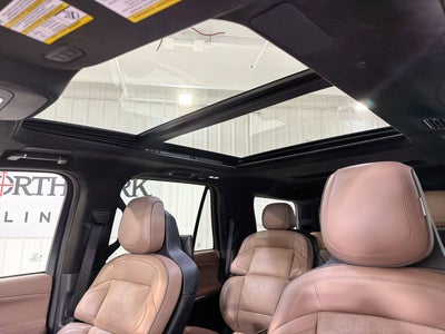 2025 Lincoln Navigator Black Label