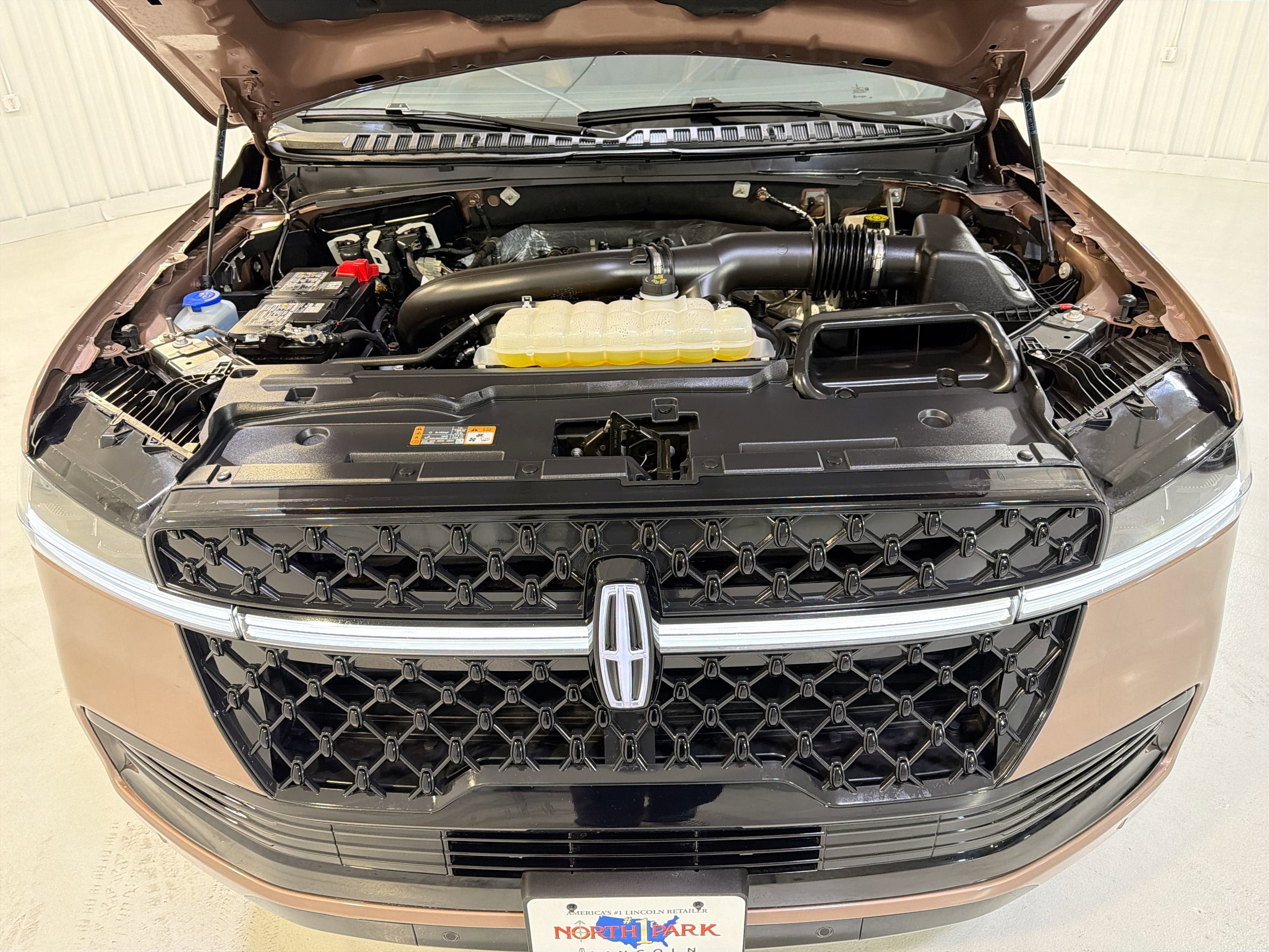 2025 Lincoln Navigator Black Label