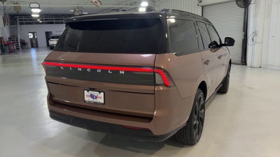 2025 Lincoln Navigator Black Label