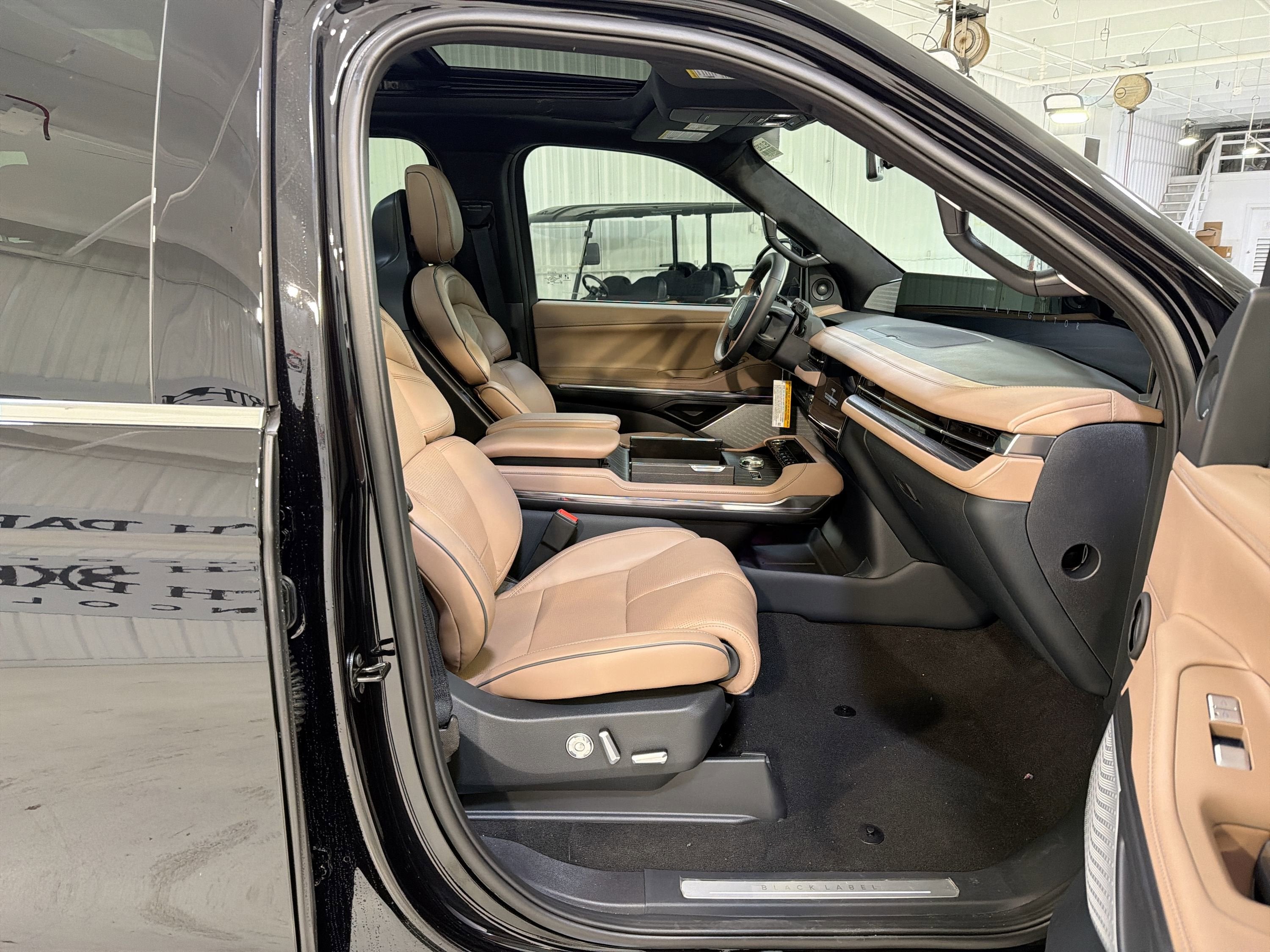 2026 Lincoln Navigator Black Label