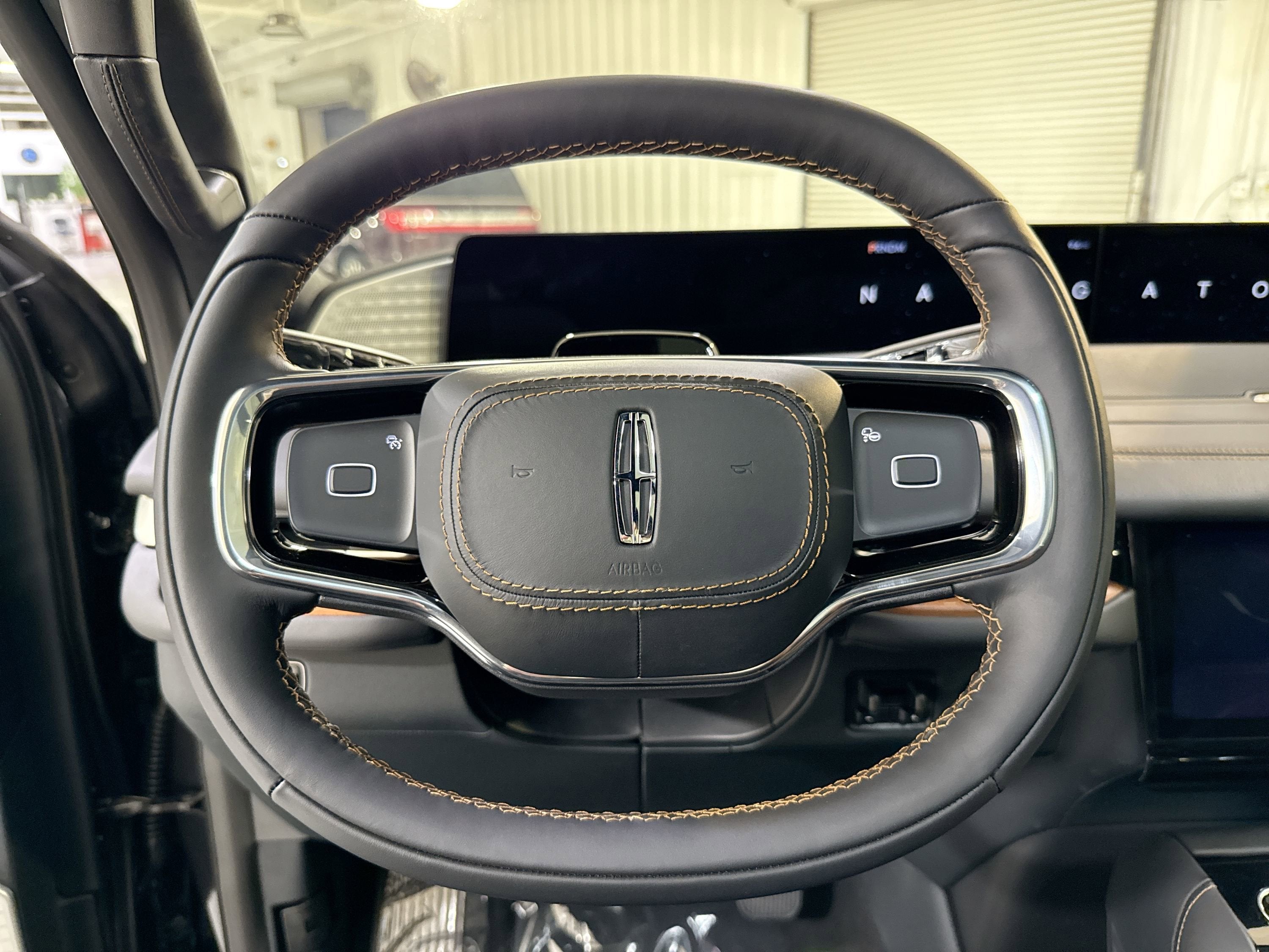 2025 Lincoln Navigator Black Label