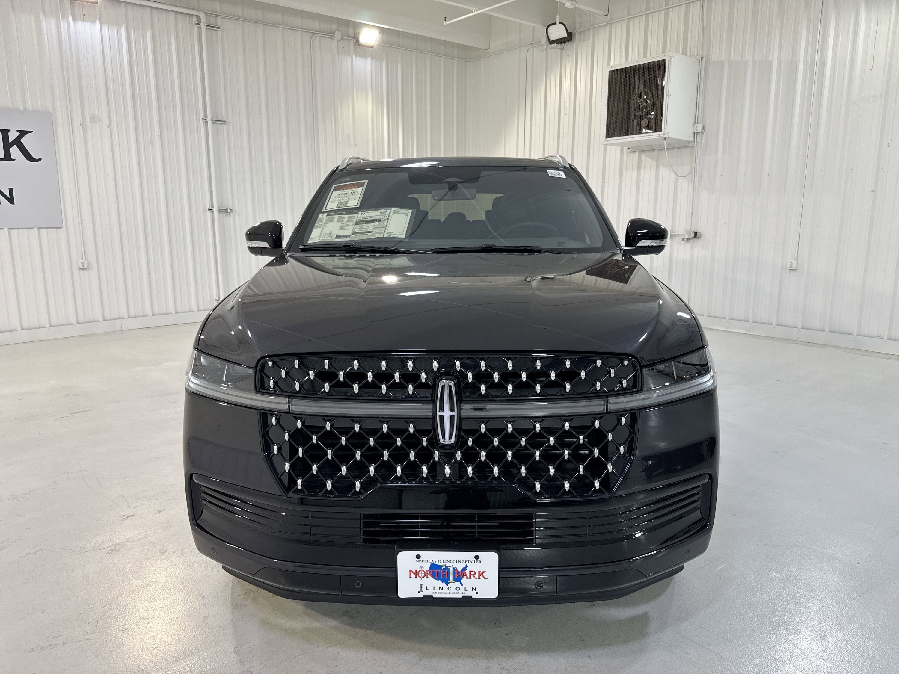 2025 Lincoln Navigator Black Label