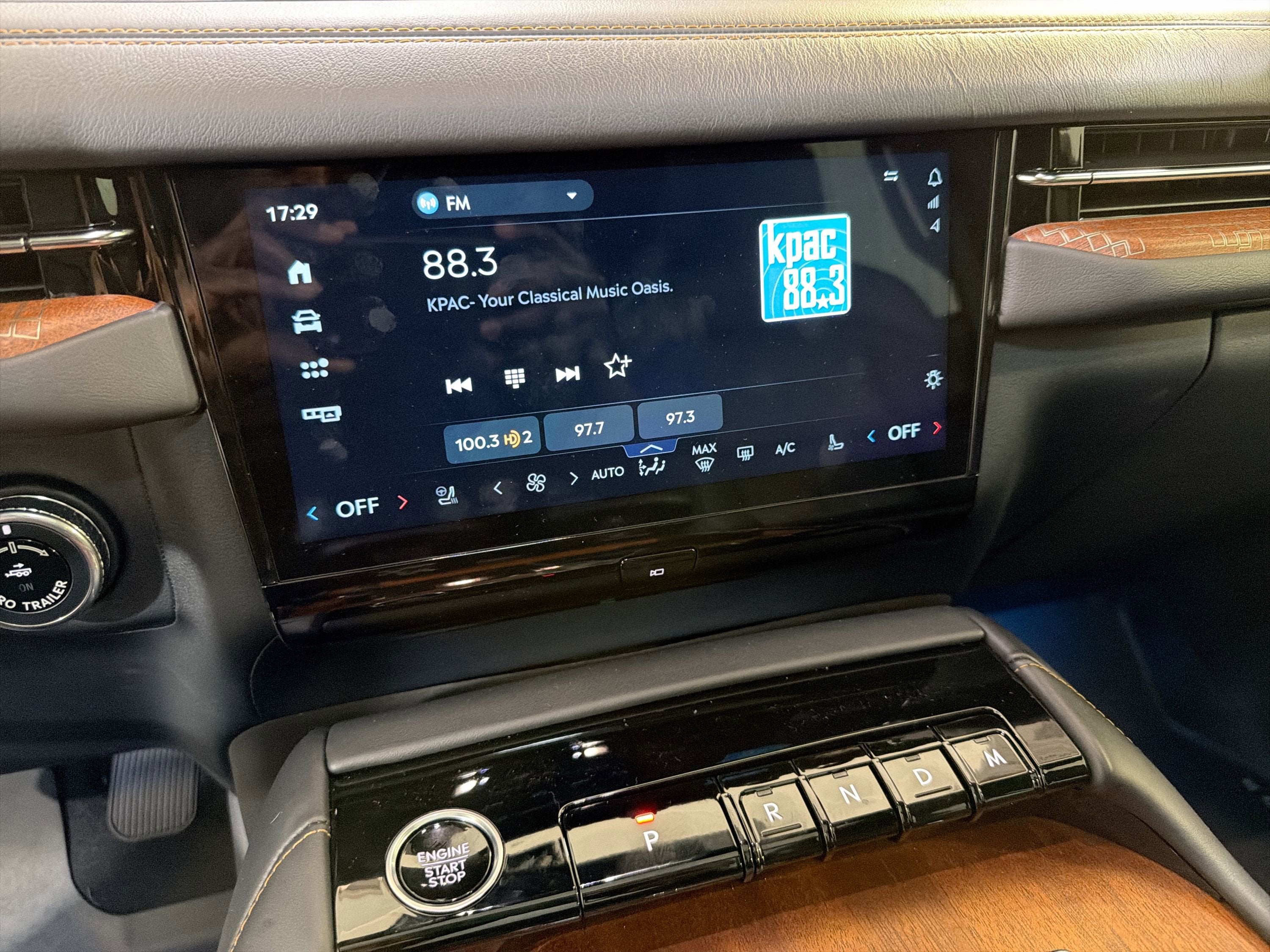 2025 Lincoln Navigator Black Label