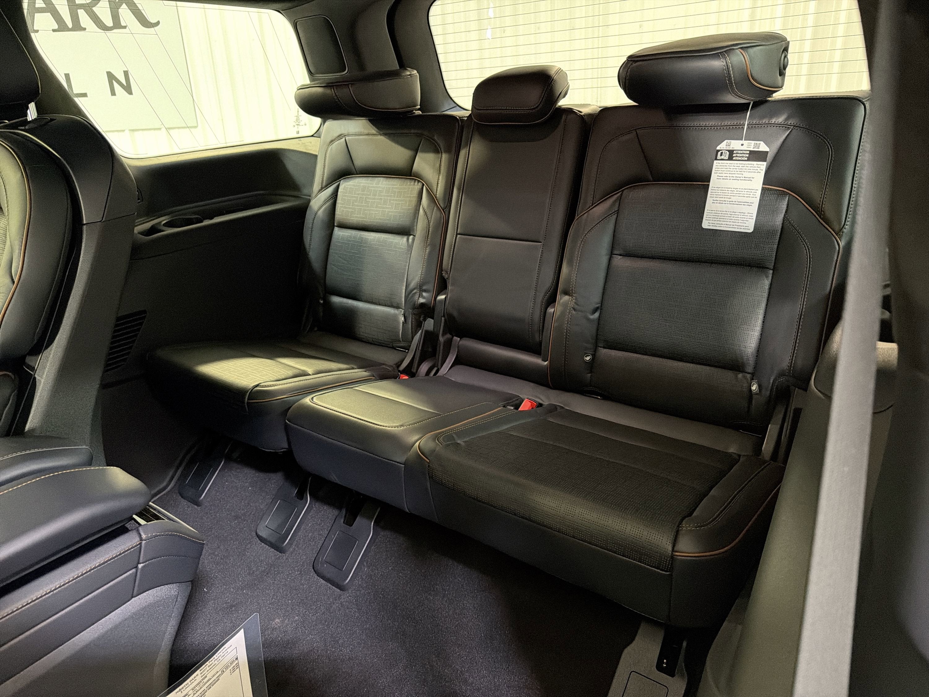 2025 Lincoln Navigator Black Label