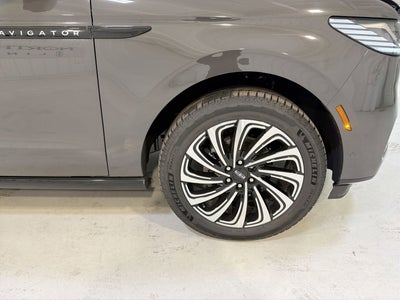 2025 Lincoln Navigator Black Label