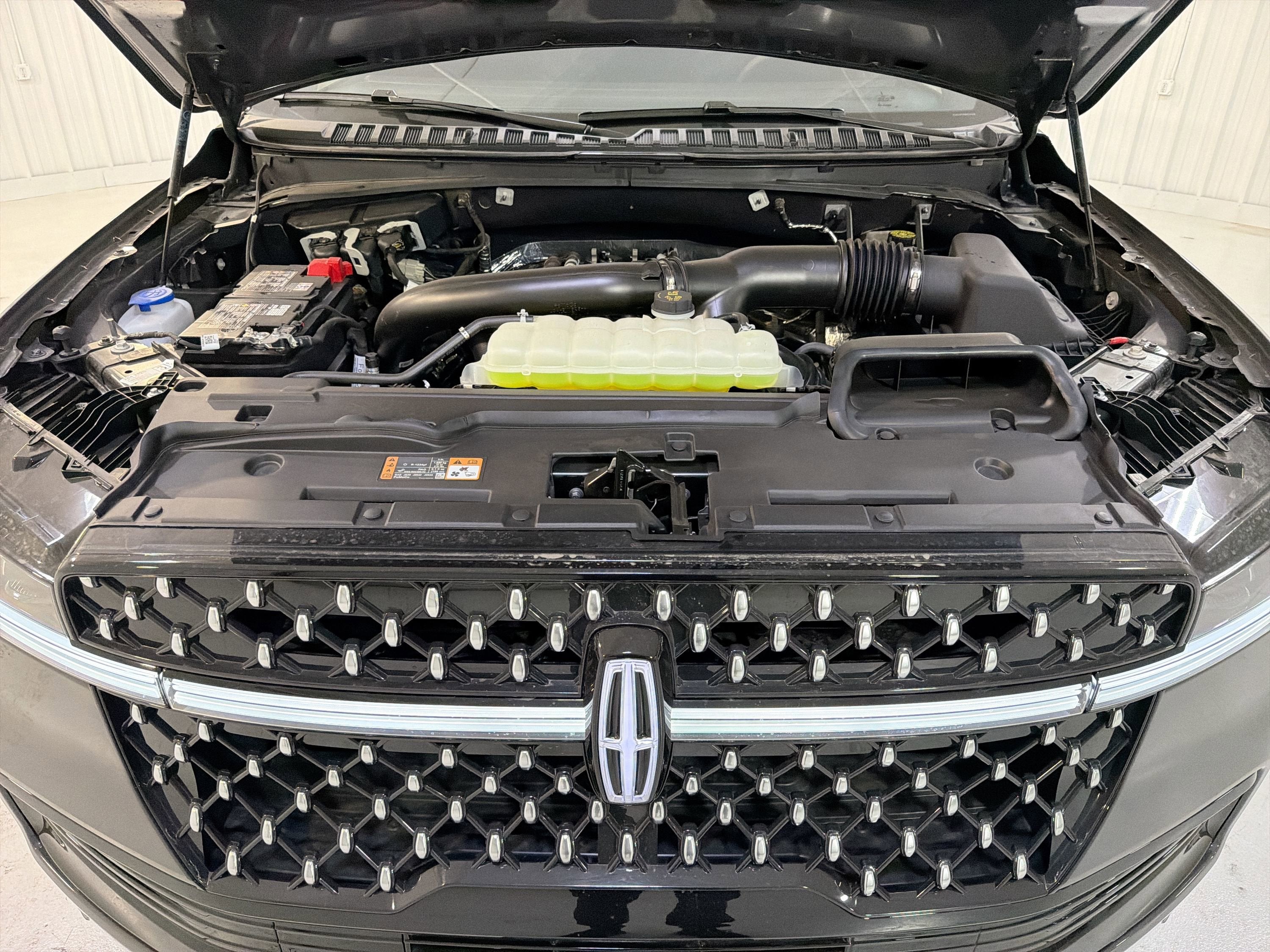 2025 Lincoln Navigator Black Label