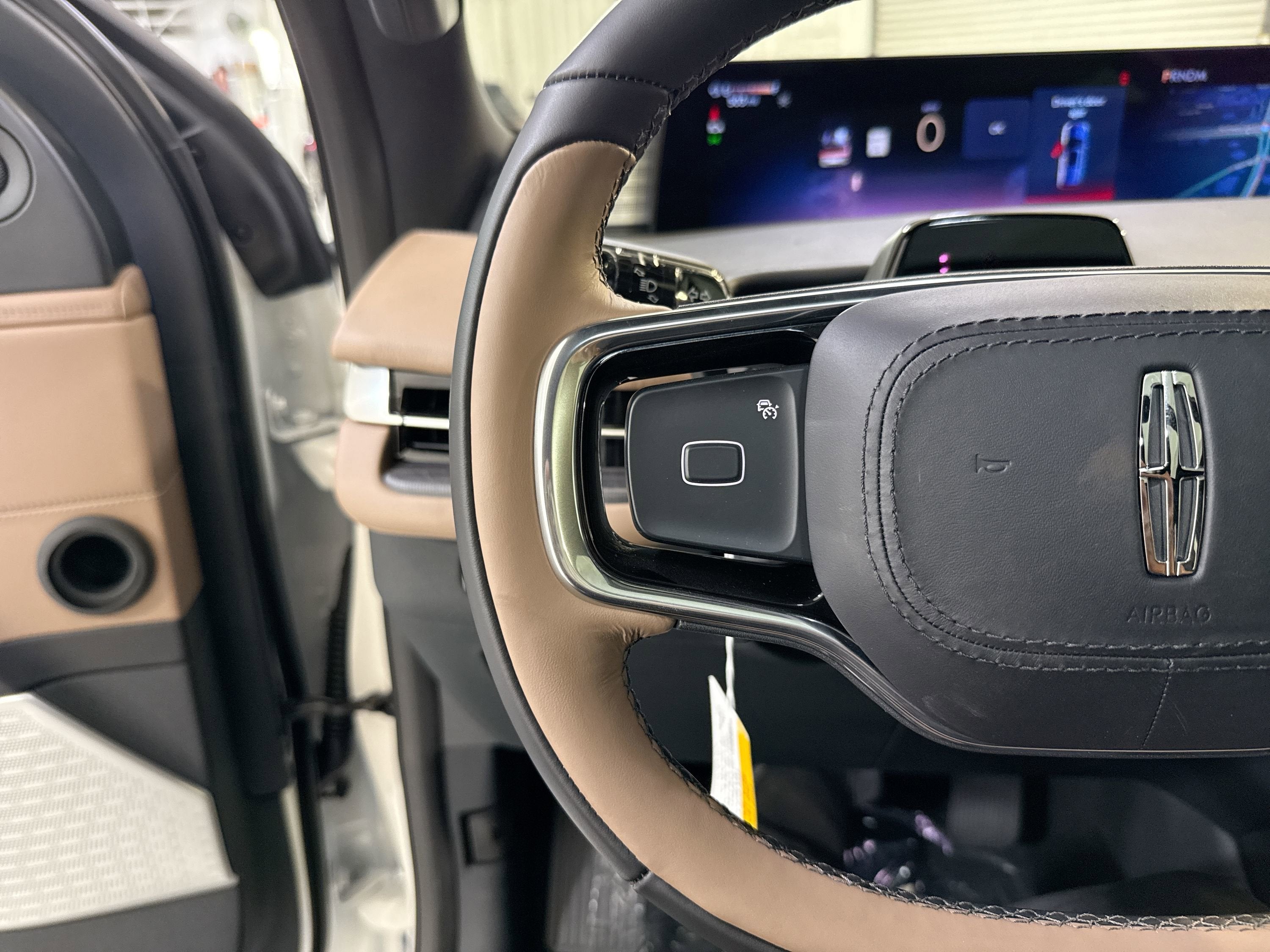 2025 Lincoln Navigator Black Label