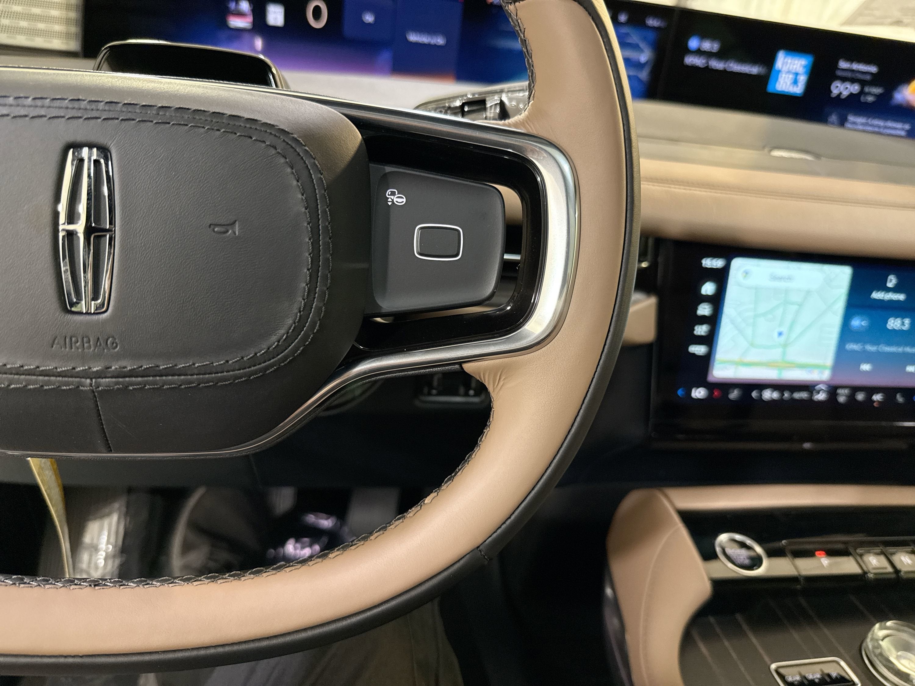 2025 Lincoln Navigator Black Label