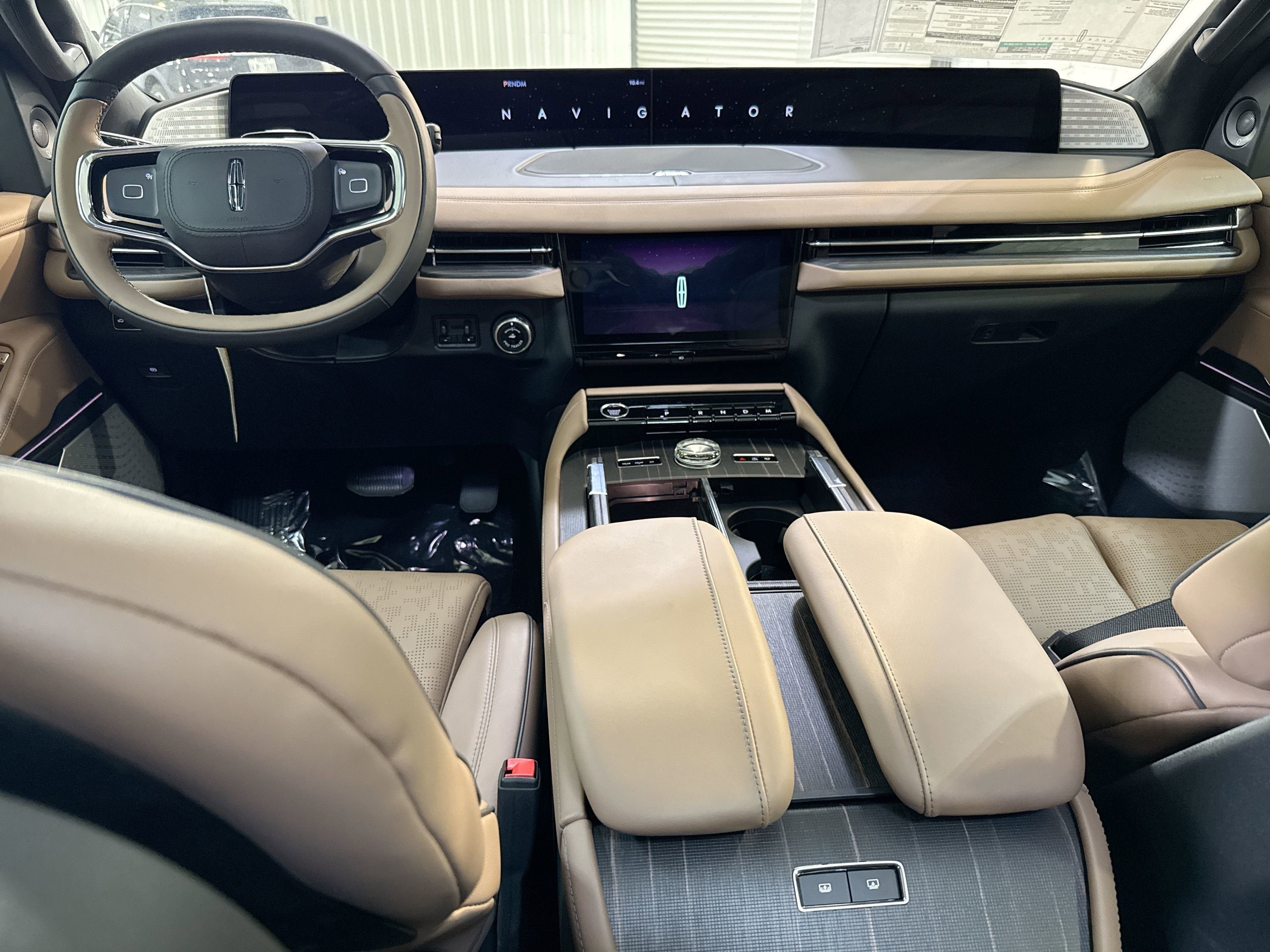 2025 Lincoln Navigator Black Label