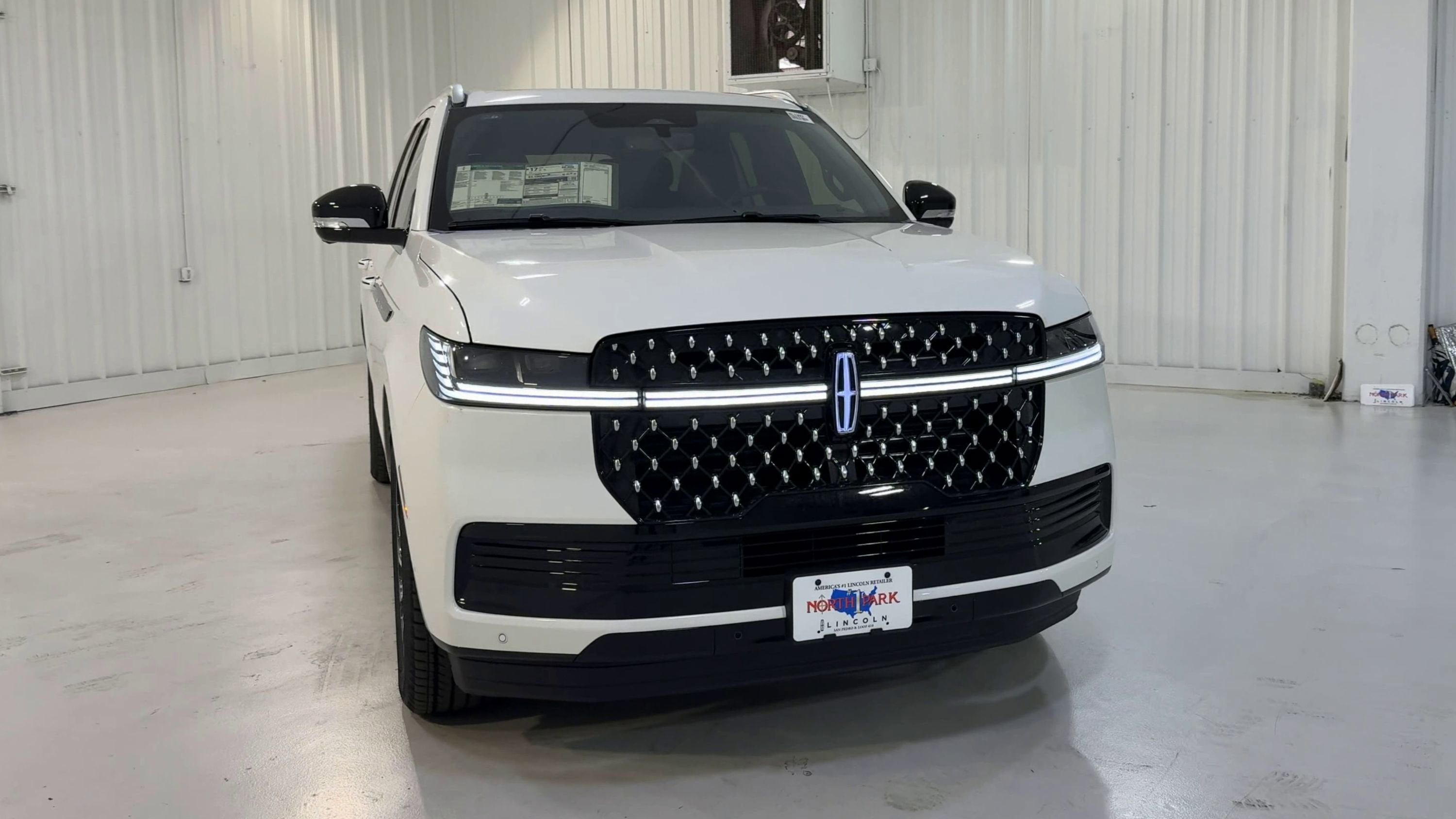 2025 Lincoln Navigator Black Label