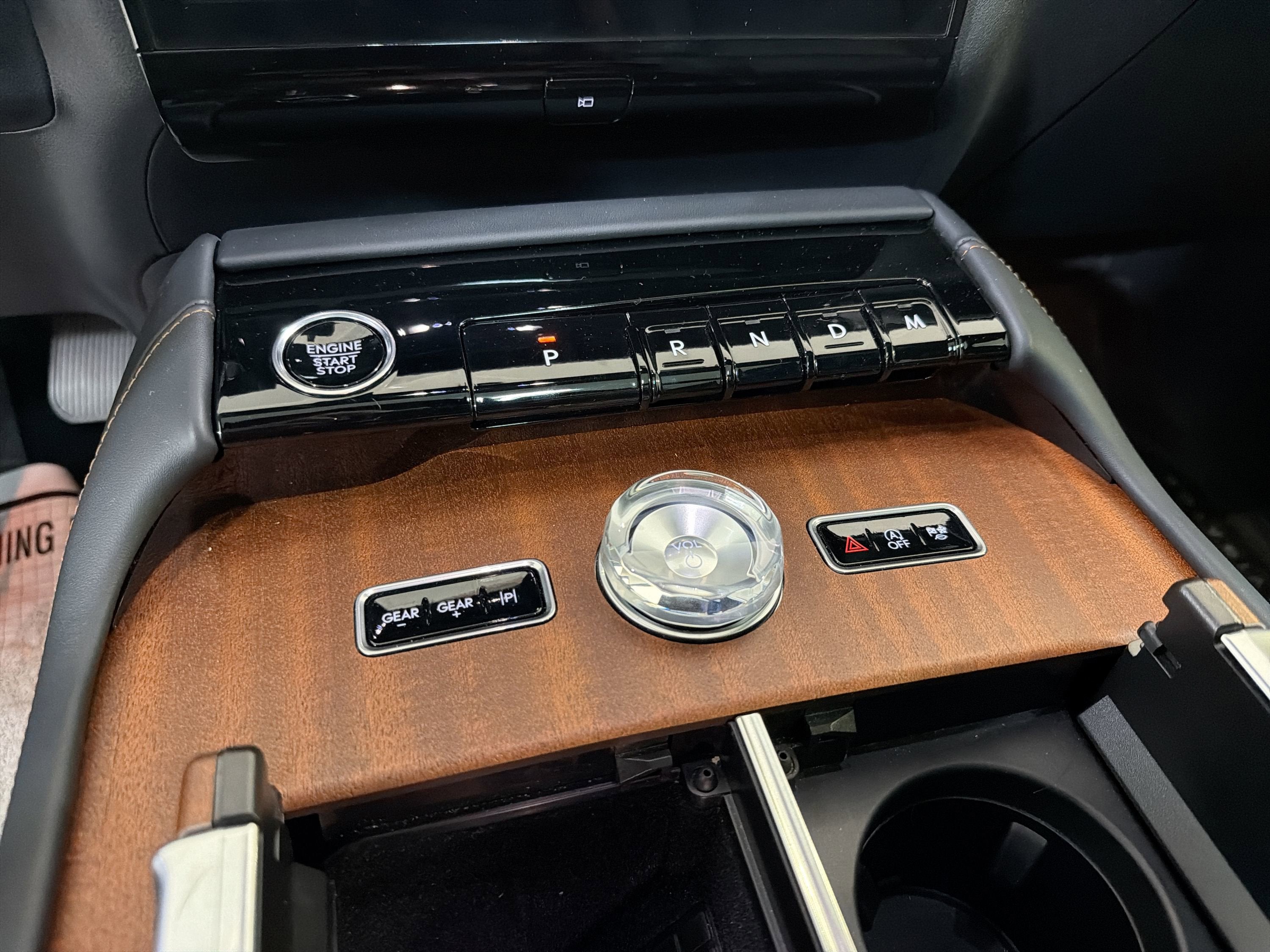 2025 Lincoln Navigator Black Label