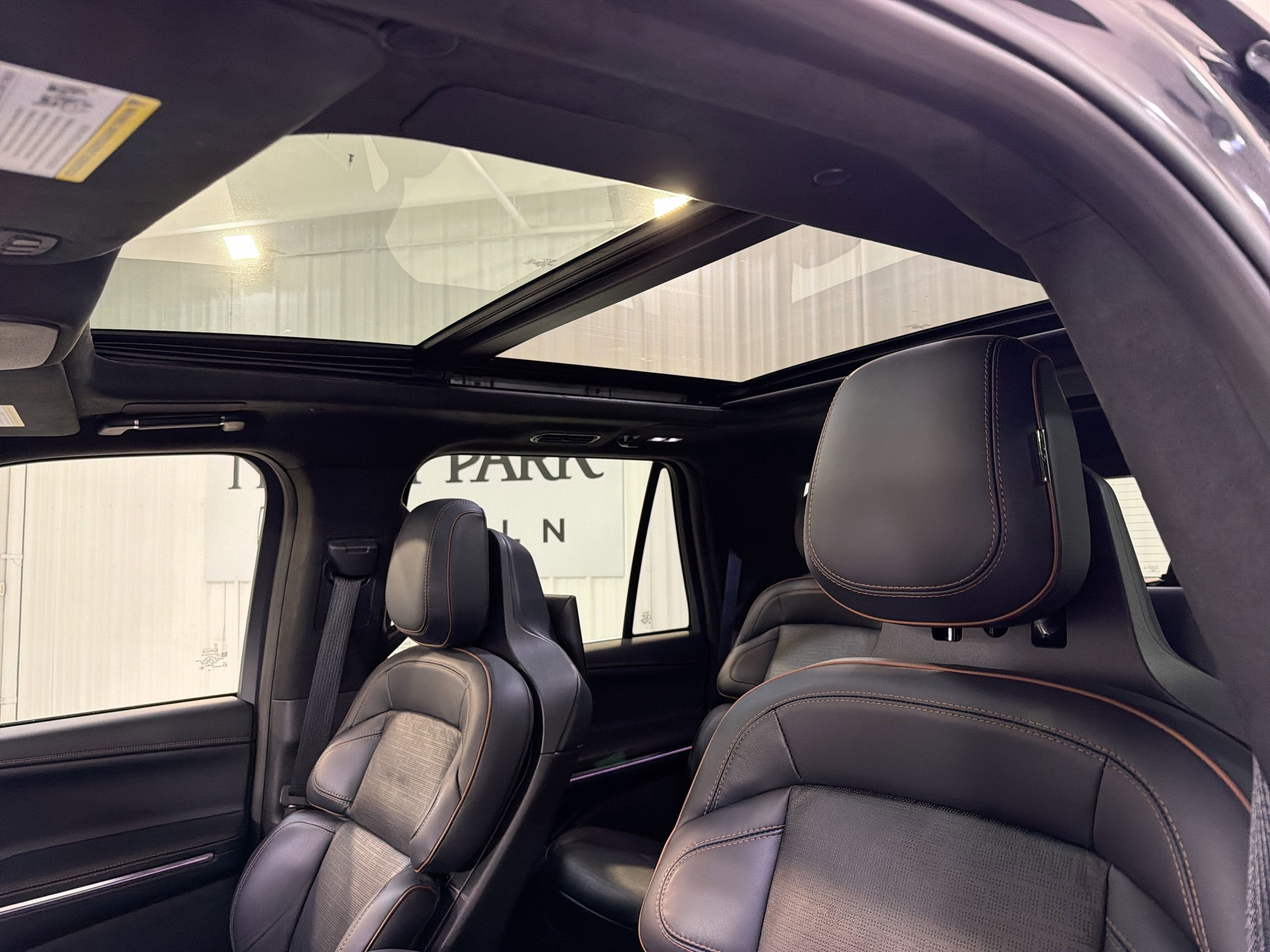 2025 Lincoln Navigator Black Label