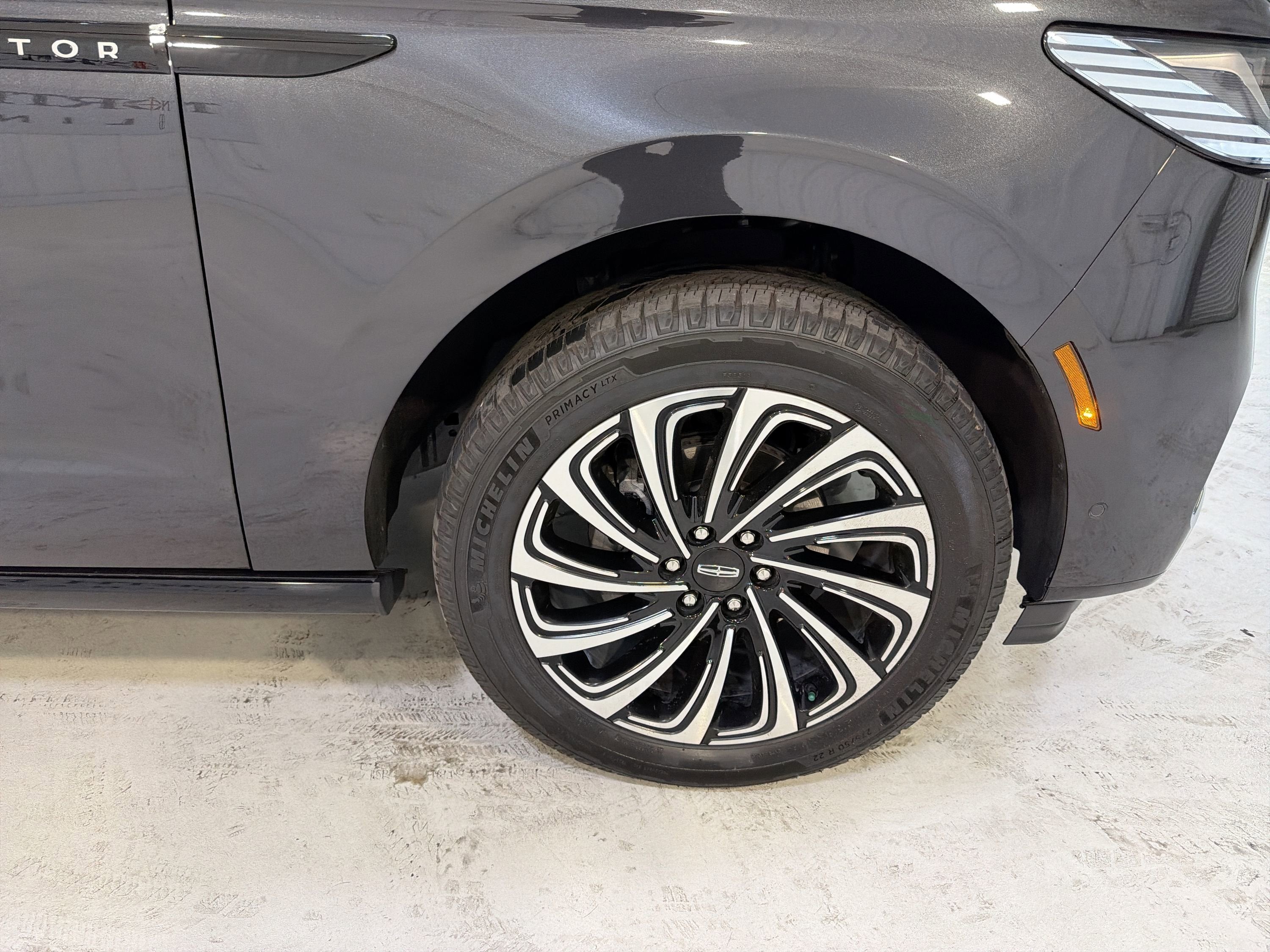 2025 Lincoln Navigator Black Label