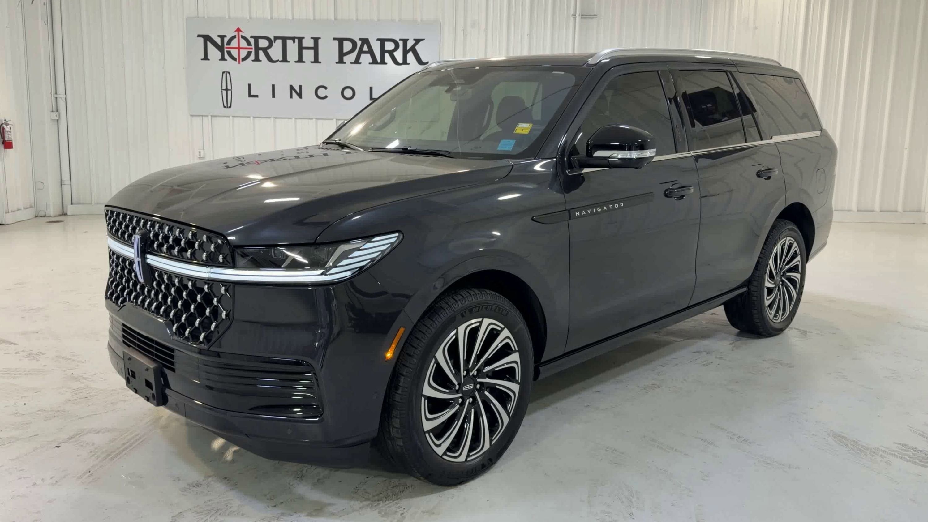2025 Lincoln Navigator Black Label