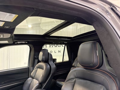 2025 Lincoln Navigator Black Label