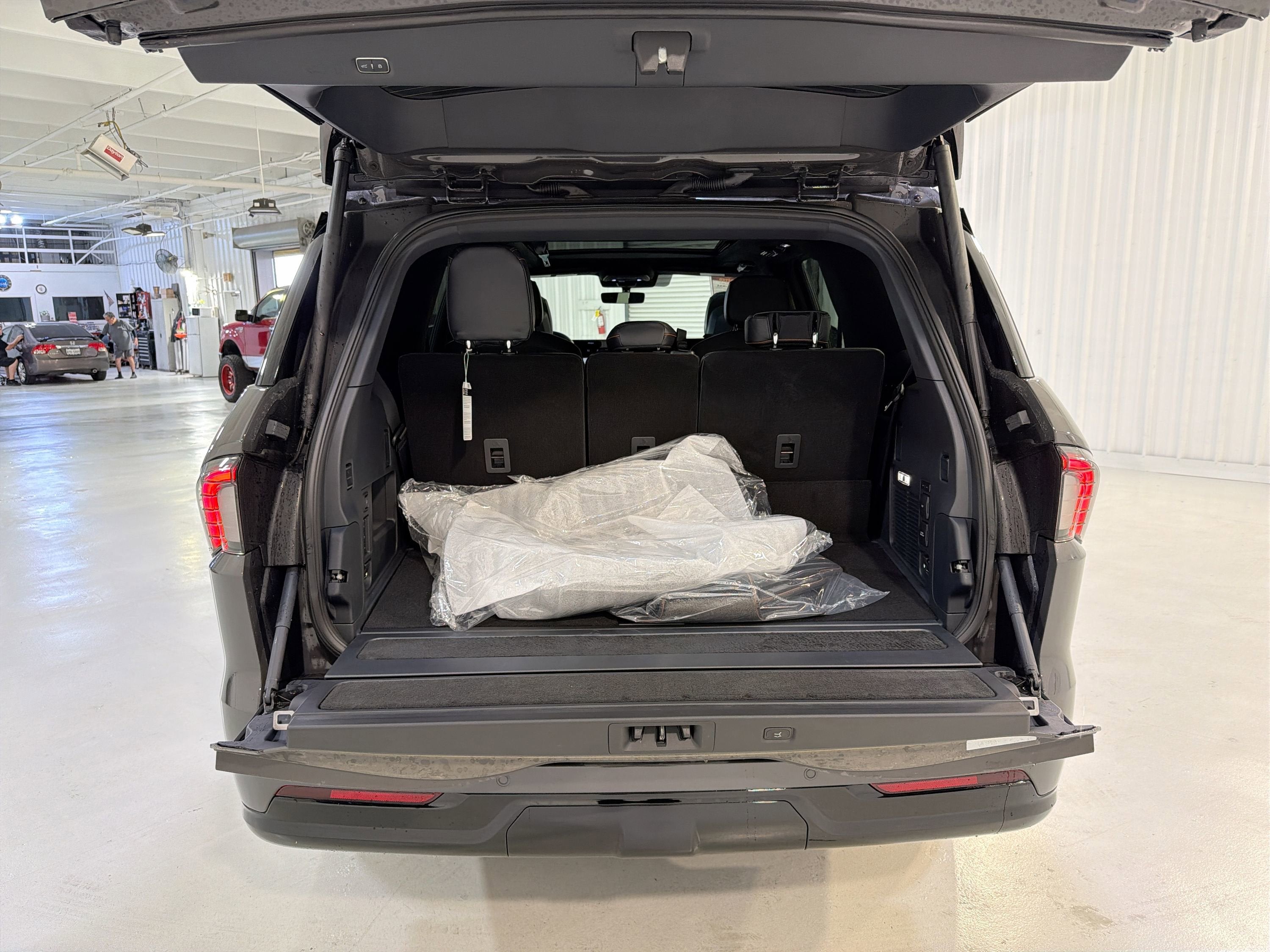 2025 Lincoln Navigator Black Label